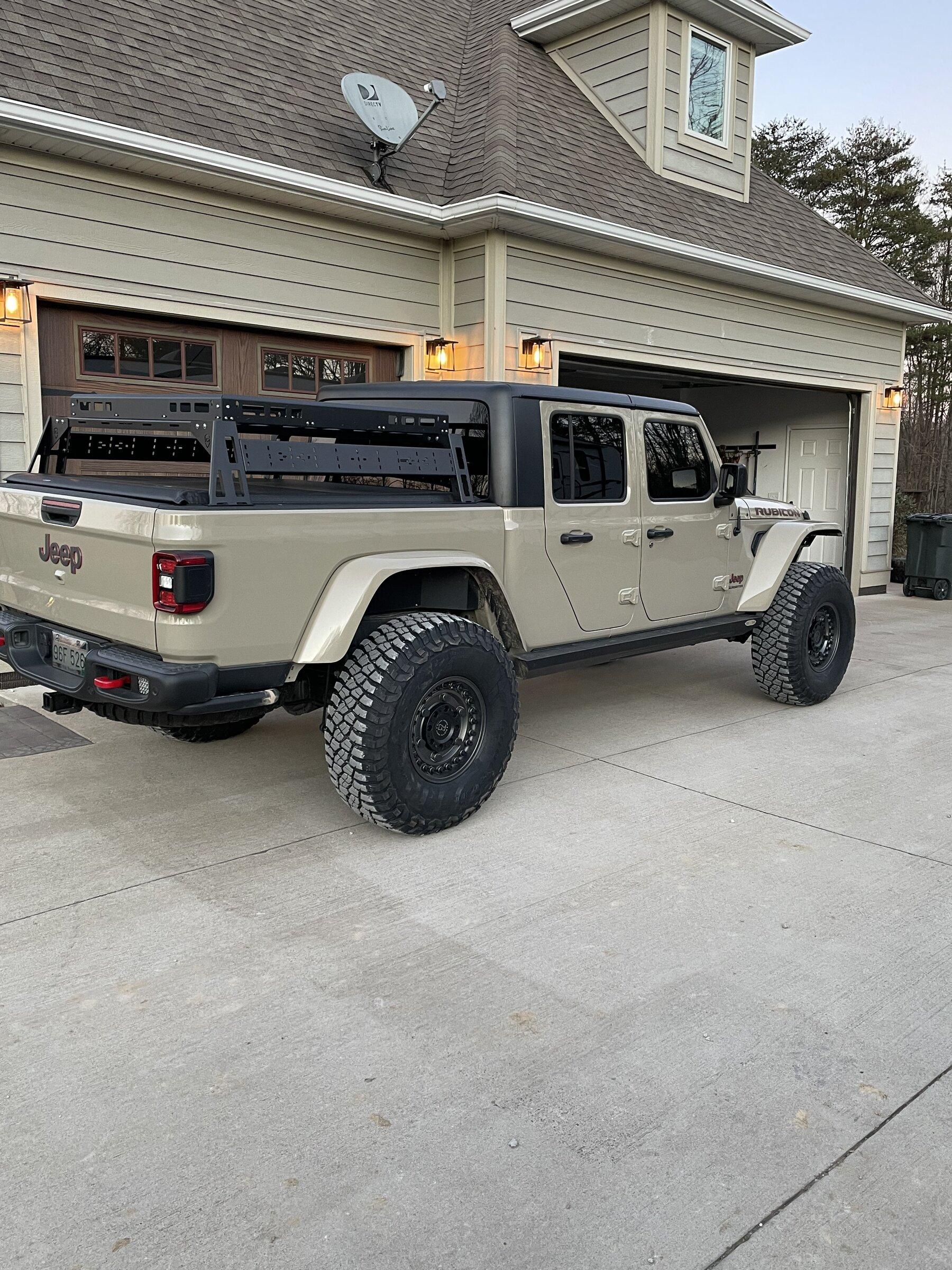 Jeep Gladiator Finally got my KM3 39’s… C5727229-17AF-4A9C-8DCC-ED83940A2928