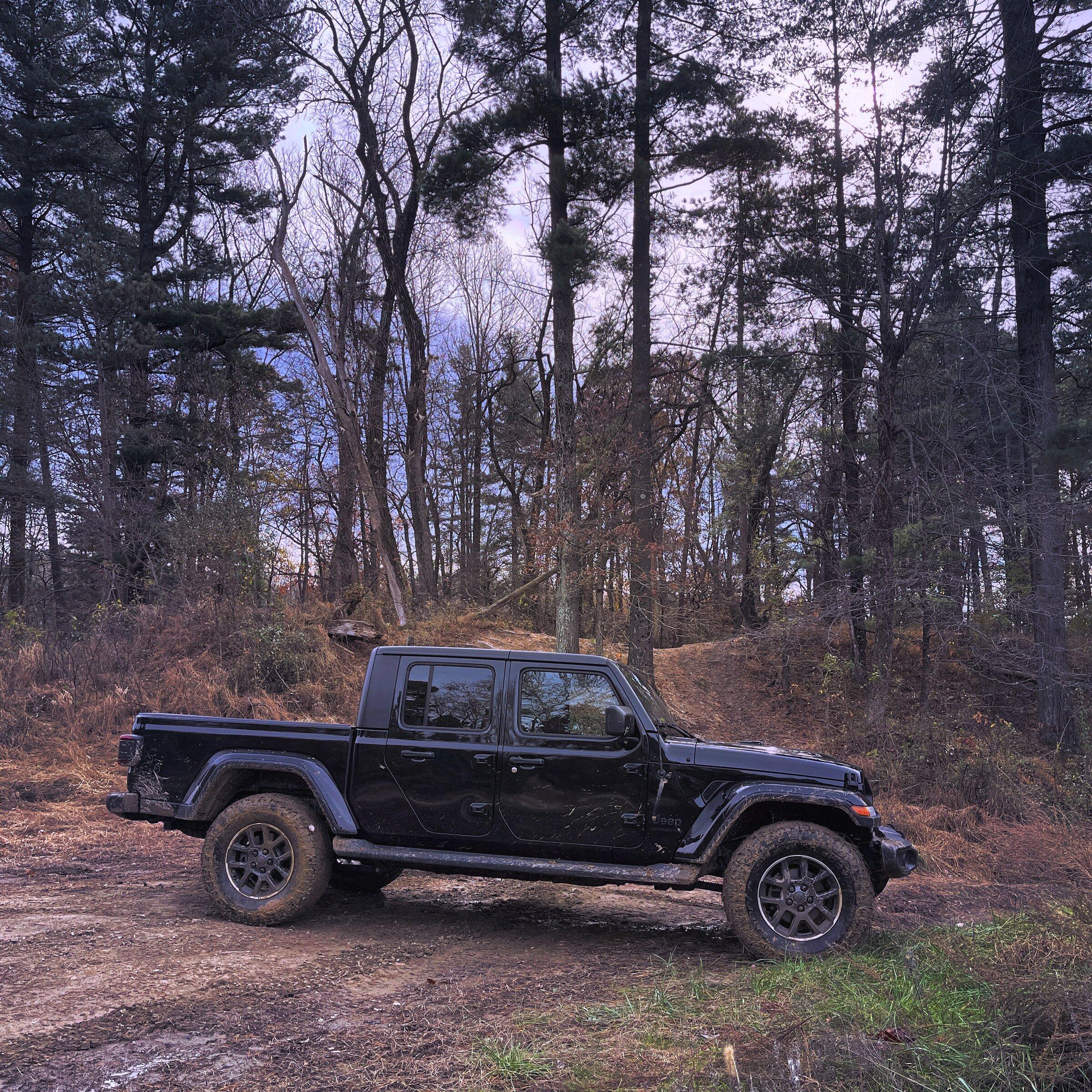 Jeep Gladiator Gladiator Glamour Shots AB26A68F-3455-48C1-9DC1-5C2961CB563D