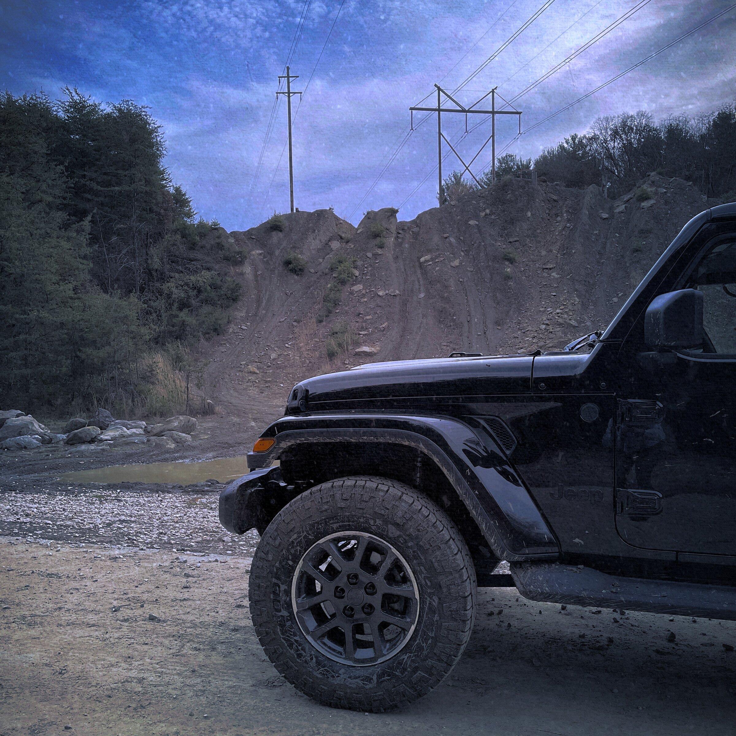 Jeep Gladiator Gladiator Glamour Shots 6697D866-7C6A-487F-AFCC-270640ED7FB9