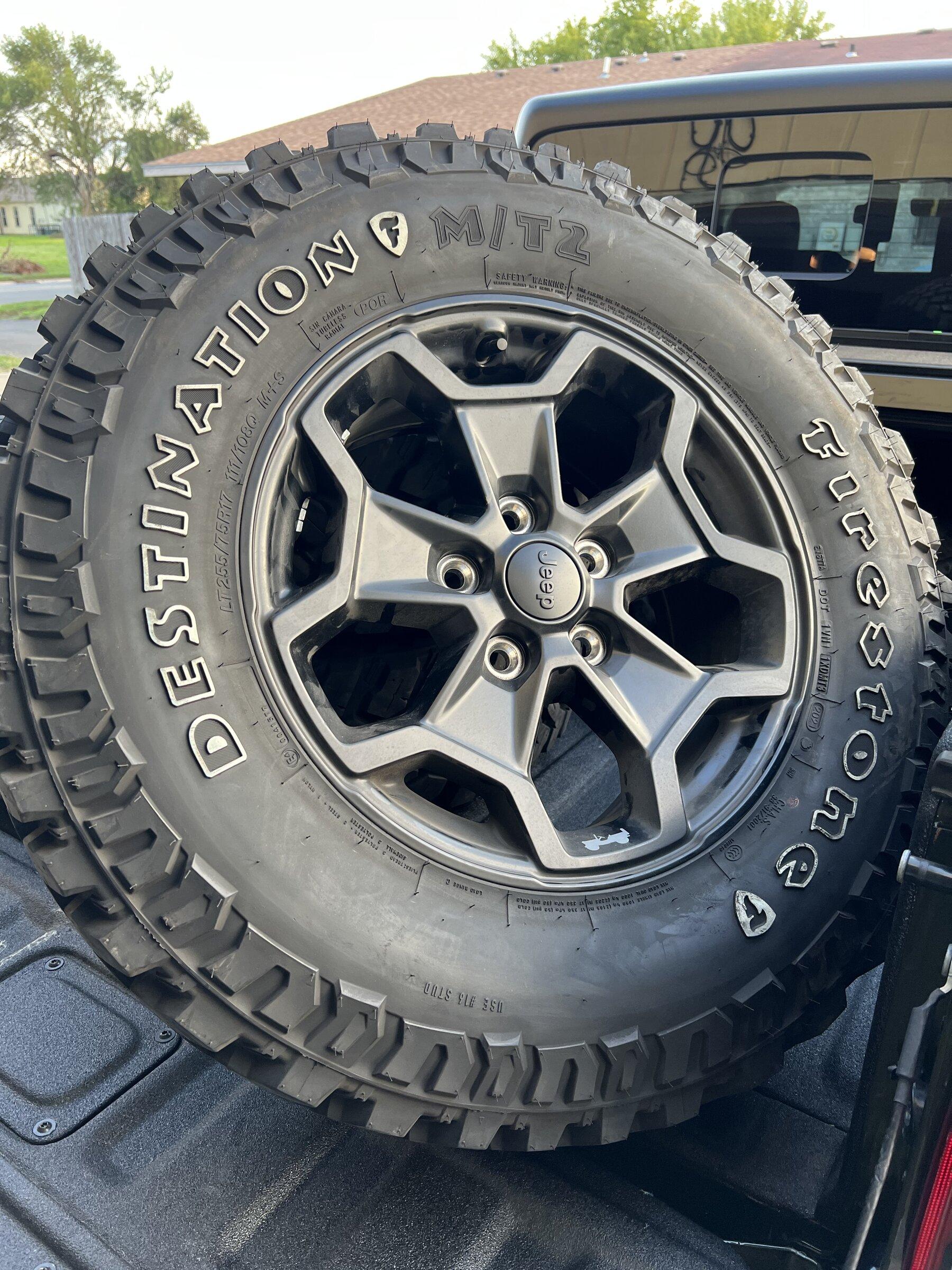 Jeep Gladiator Stock Takeoff’s & 33” Firestone MT/2 235D4EB3-9C40-433B-BB0D-5BD6660F50C3