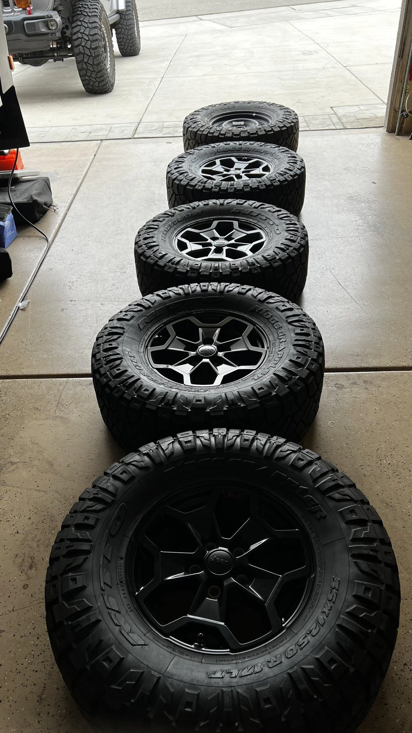 Jeep Gladiator Launch Edition Wheels with 35” Nitto Ridge Grapplers SoCal 9236AC0F-ACFF-4967-95AA-CE25B0B95EA7