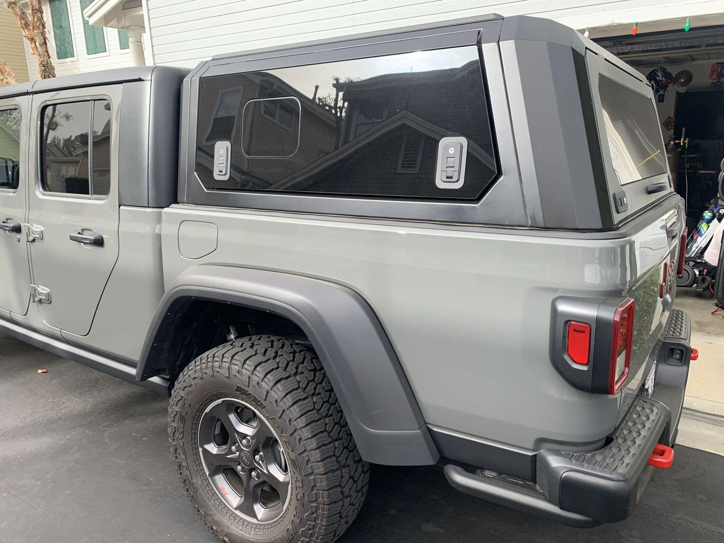 Jeep Gladiator Update:  SOLD - SmartCap EVO Sport FD30955C-F084-4B8B-9788-600D7973D6B4