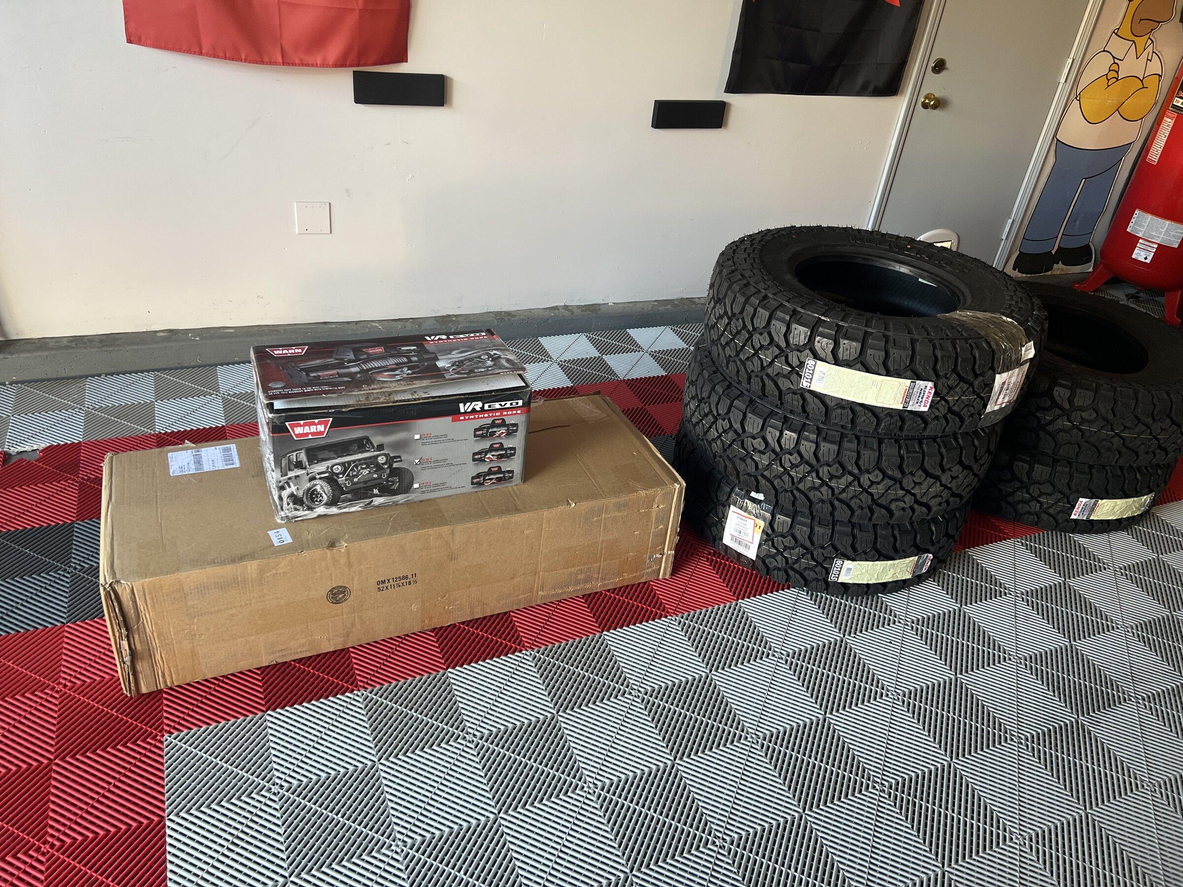 Jeep Gladiator What do u have coming in the mail? 1CF4E3AE-781C-4B4C-A56F-020AB436BE56