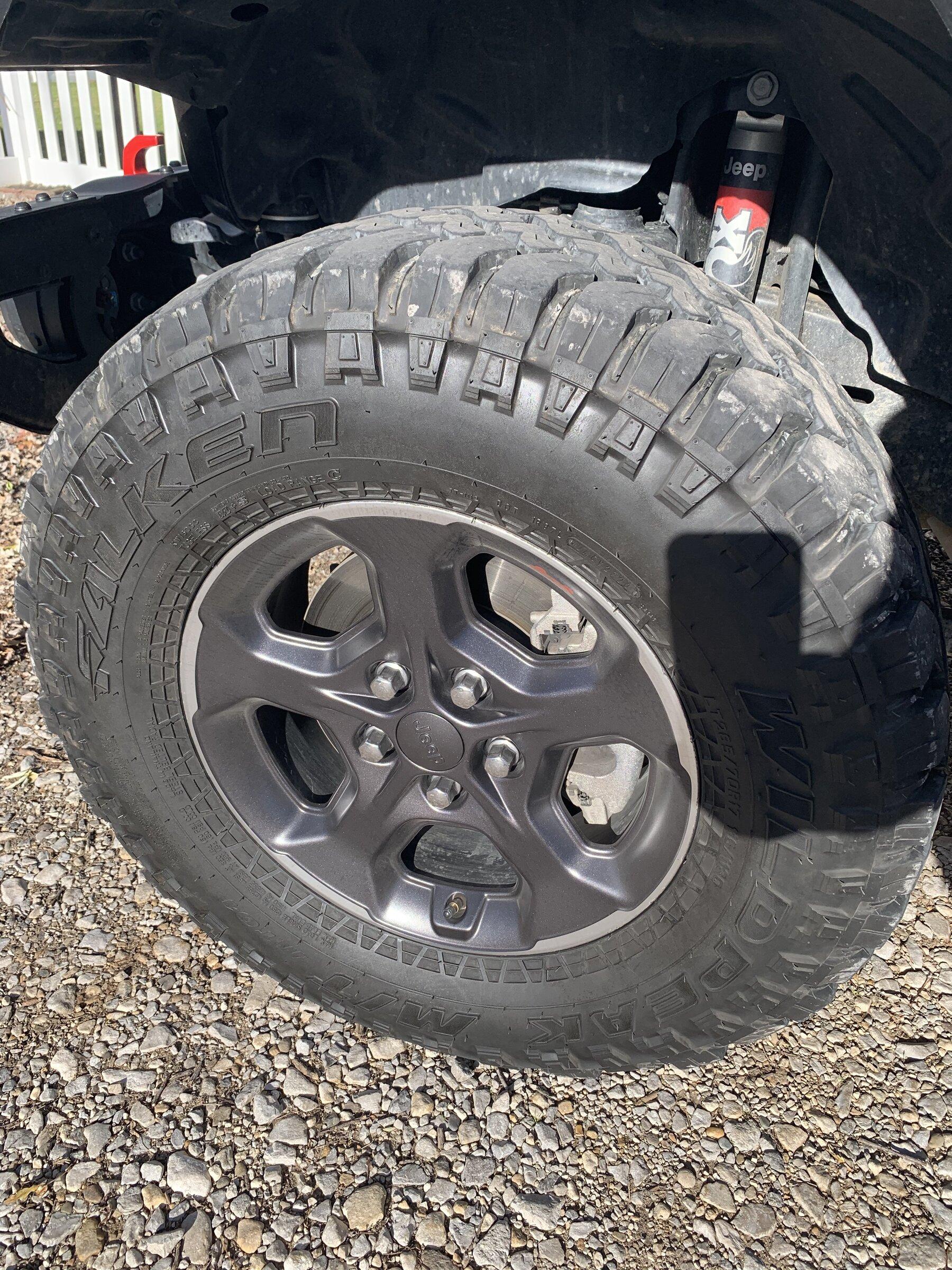 Jeep Gladiator 2021 rubicon take offs. 7E4D4074-C3CF-49B0-A26D-C1778329AB35