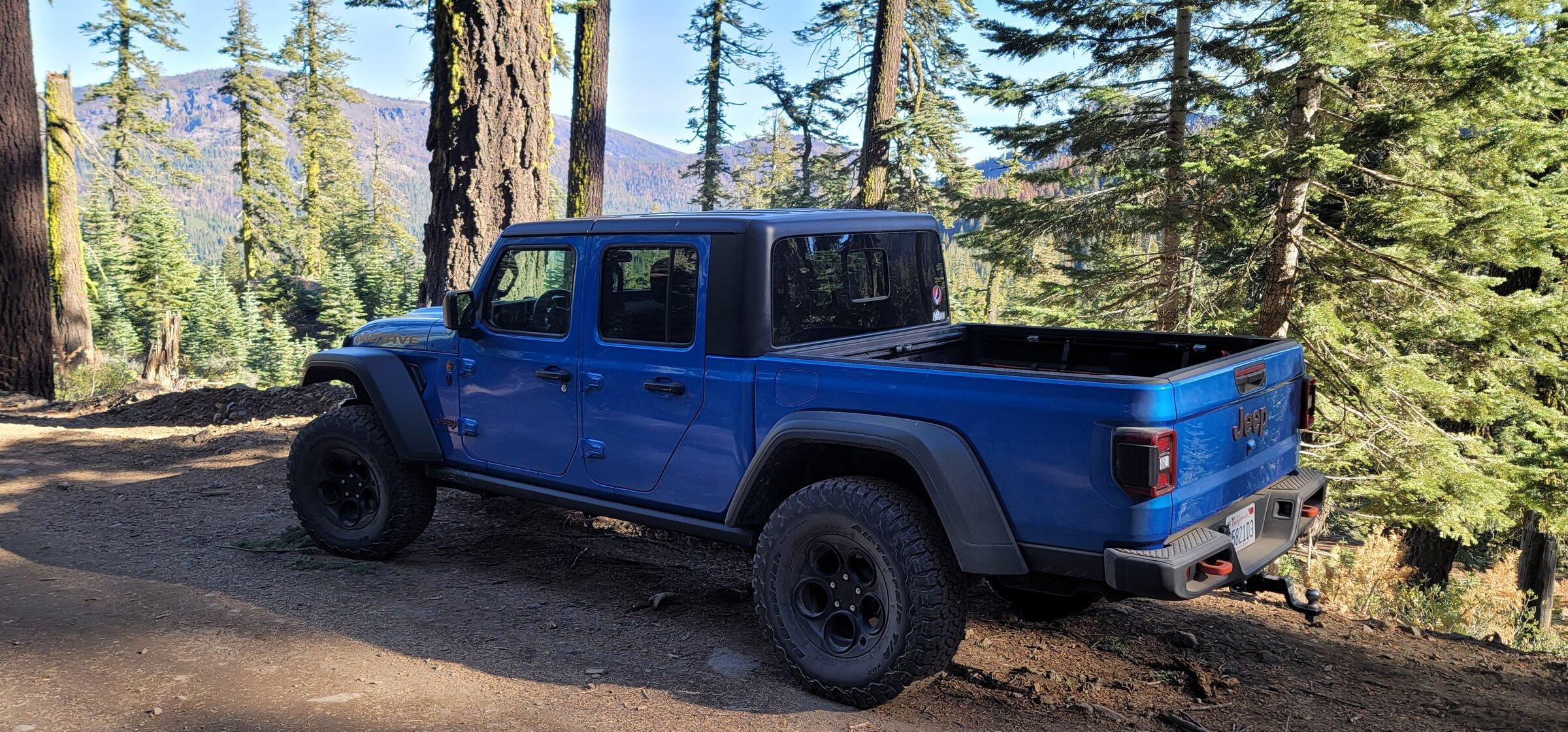 Jeep Gladiator Should I go Rubicon or Mojave? 20211204_110959