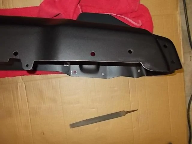 Jeep Gladiator Swapping the Mojave plastic bumper with the Mopar steel bumper DS314
