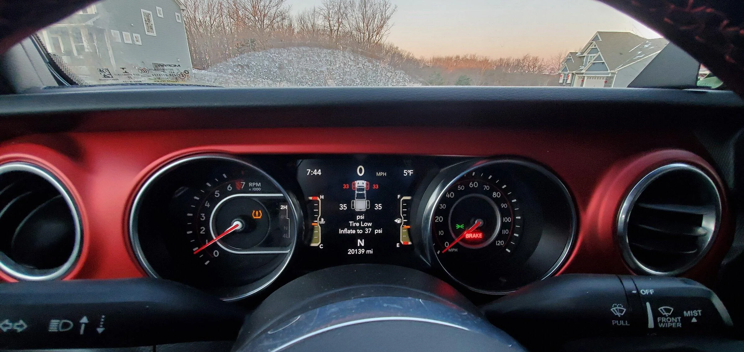 Jeep Gladiator Weather Report!  Show me your exterior temp gauge?! 20211206_074450