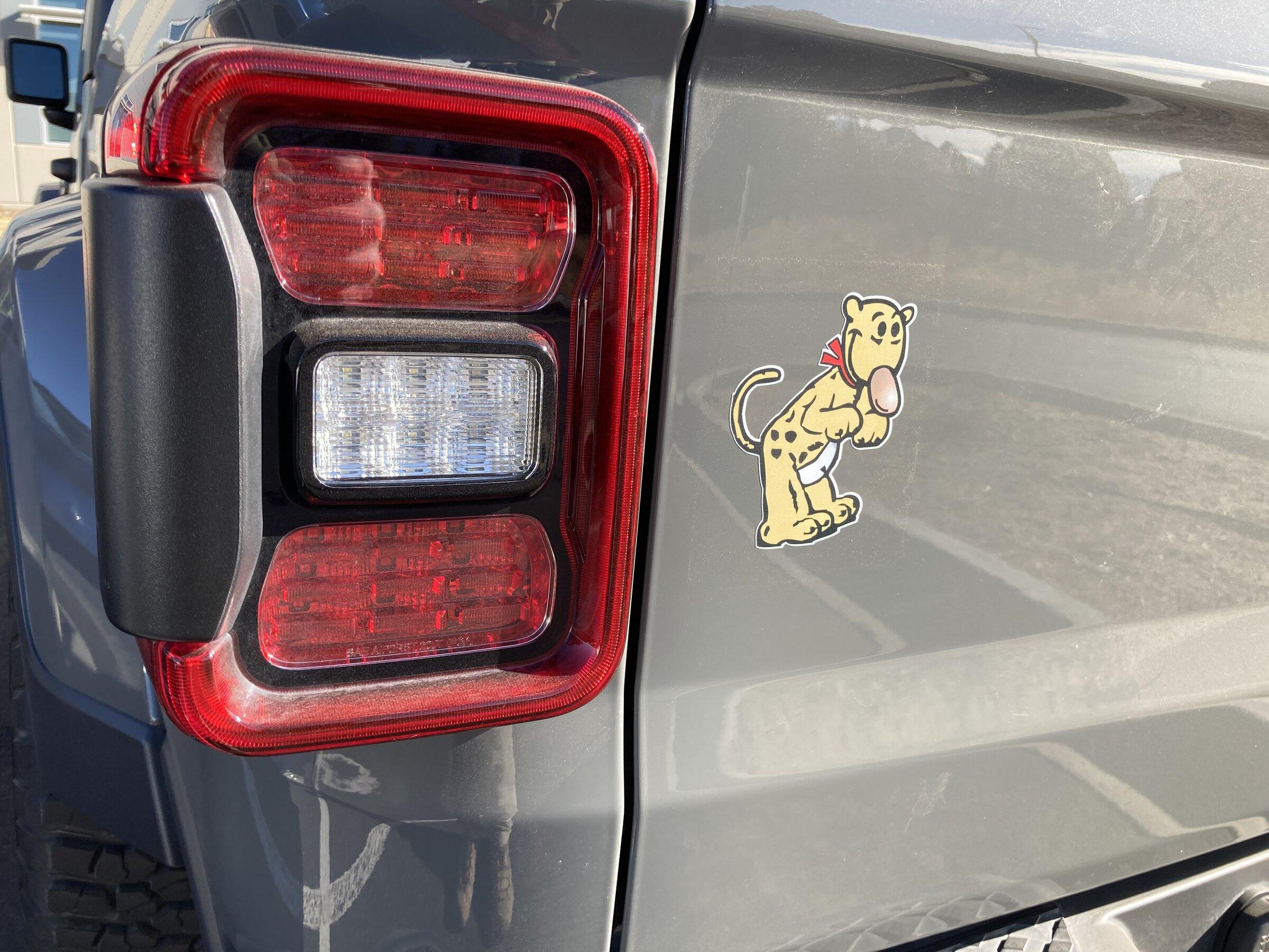 Jeep Gladiator Stickers and decal pics! 46882E48-97AC-4E29-AF46-B31E78E65D73