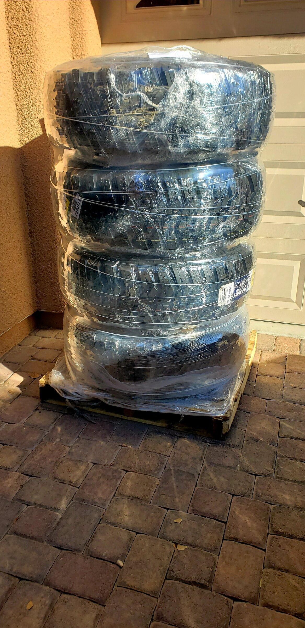Jeep Gladiator Rough Country 3.5" lift - Coil VS Spacer 20211127_130646