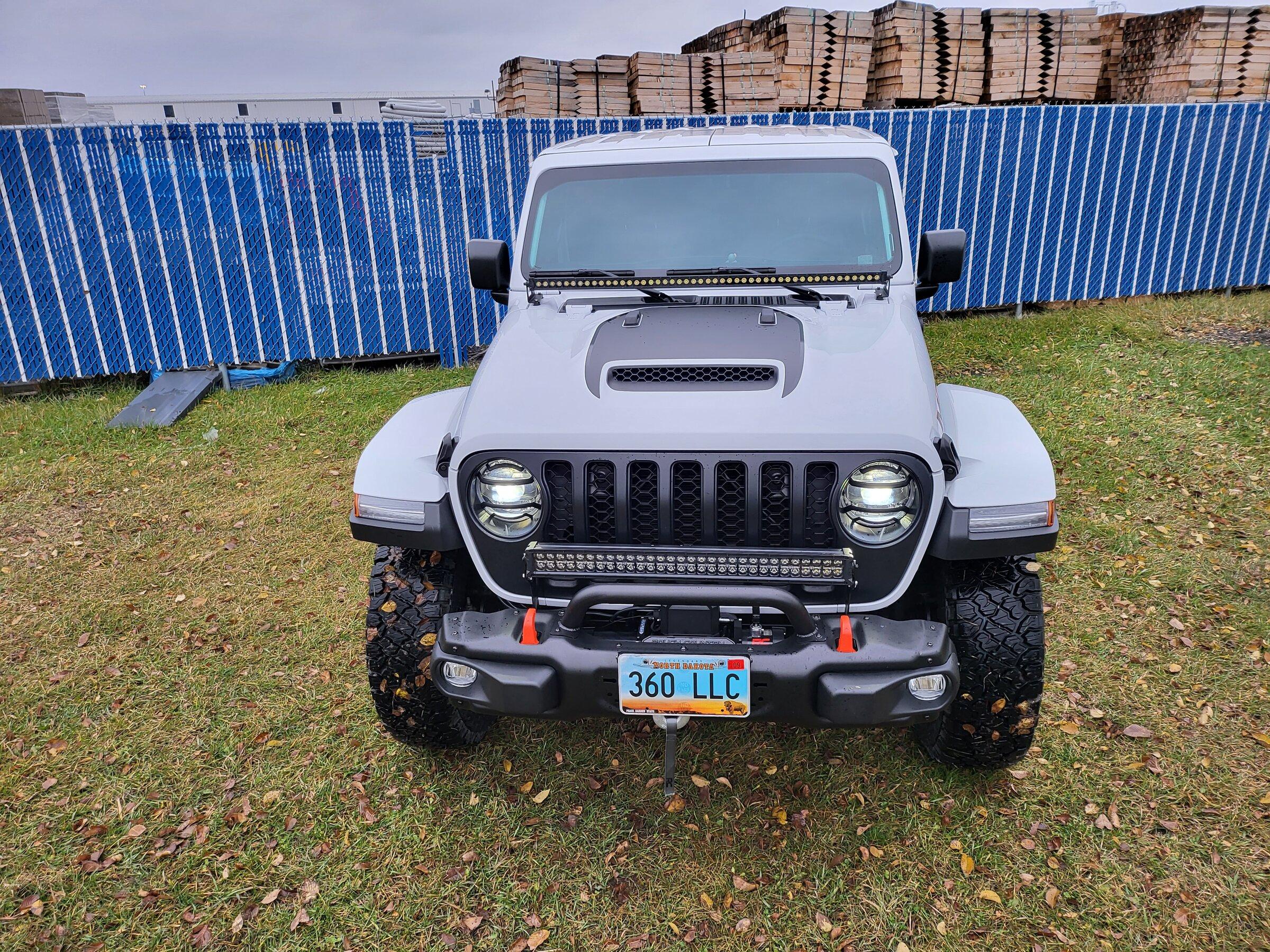 Jeep Gladiator Should I go Rubicon or Mojave? 20211111_081211
