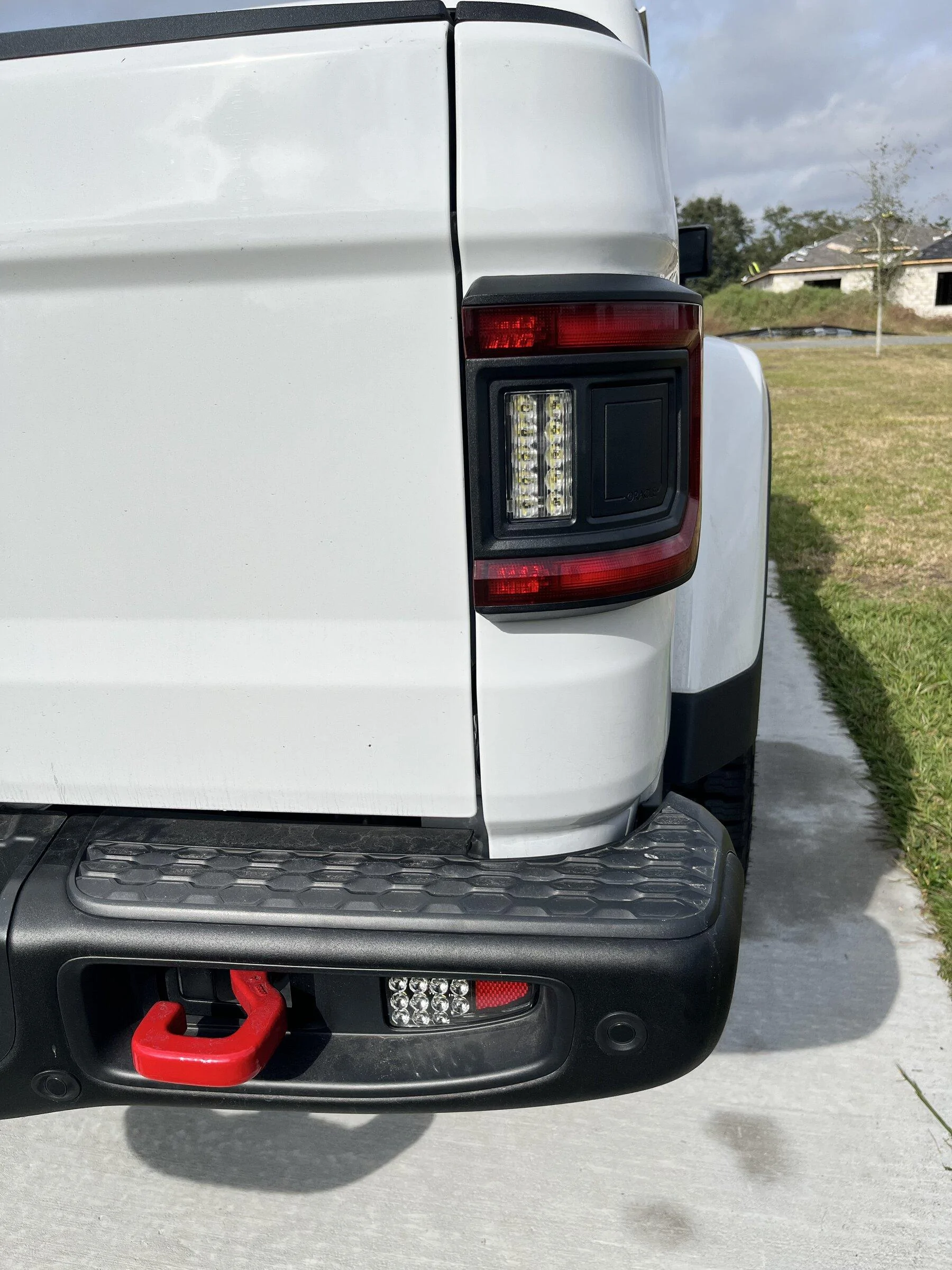 Jeep Gladiator Flush Mount Tail Lights F7FA1ECB-95CB-4BB7-9F93-A51153A6F2CD