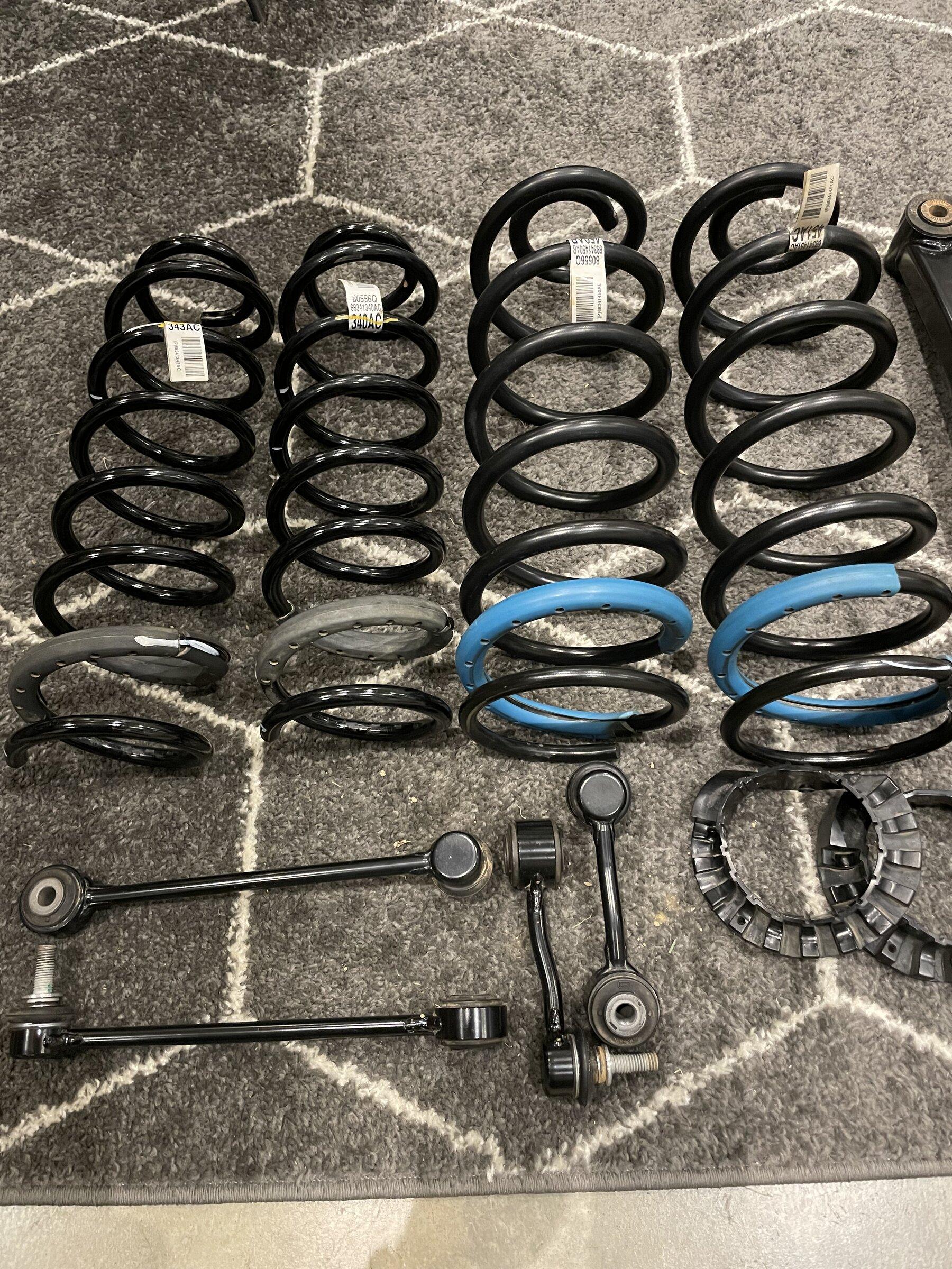Jeep Gladiator Rubicon takeoff suspension $300 EE153FE2-1C4E-4BA7-B4AA-9F784E31ACC5