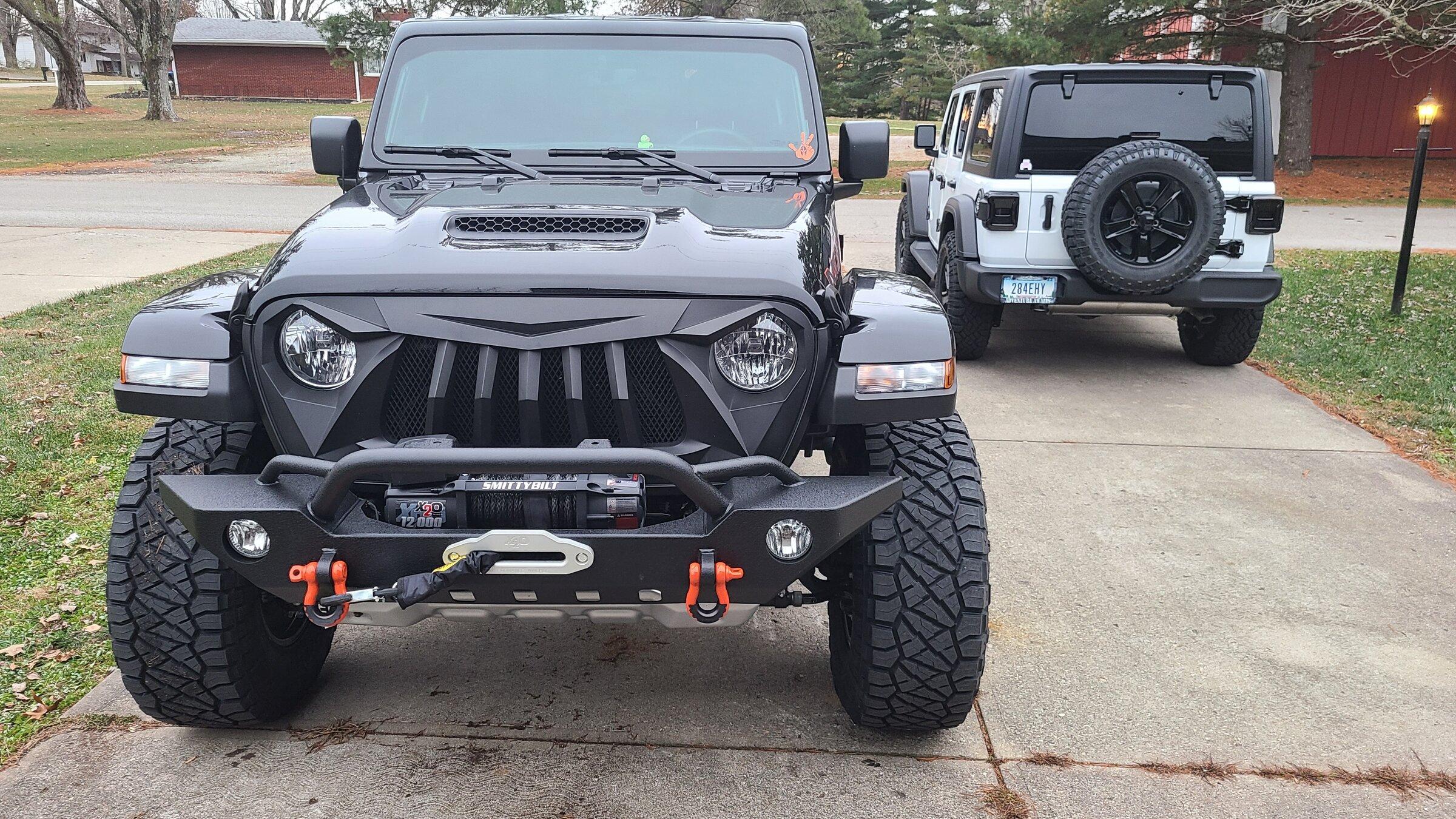 Jeep Gladiator Lets see all those Gladiators with lifts and bigger tires! 20211207_164649