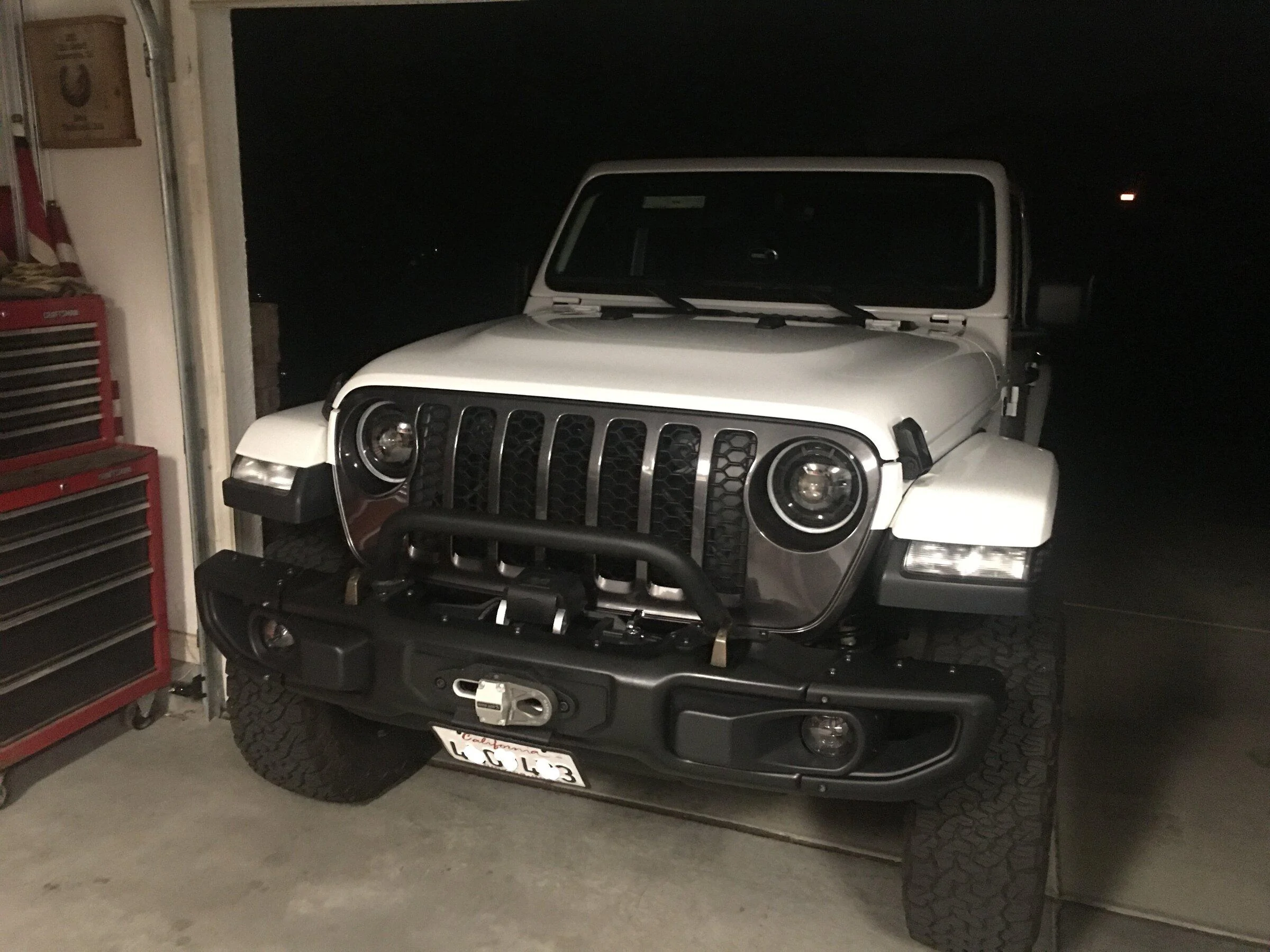 Jeep Gladiator The Definitive Front Bumper Thread Winch bumper no lic