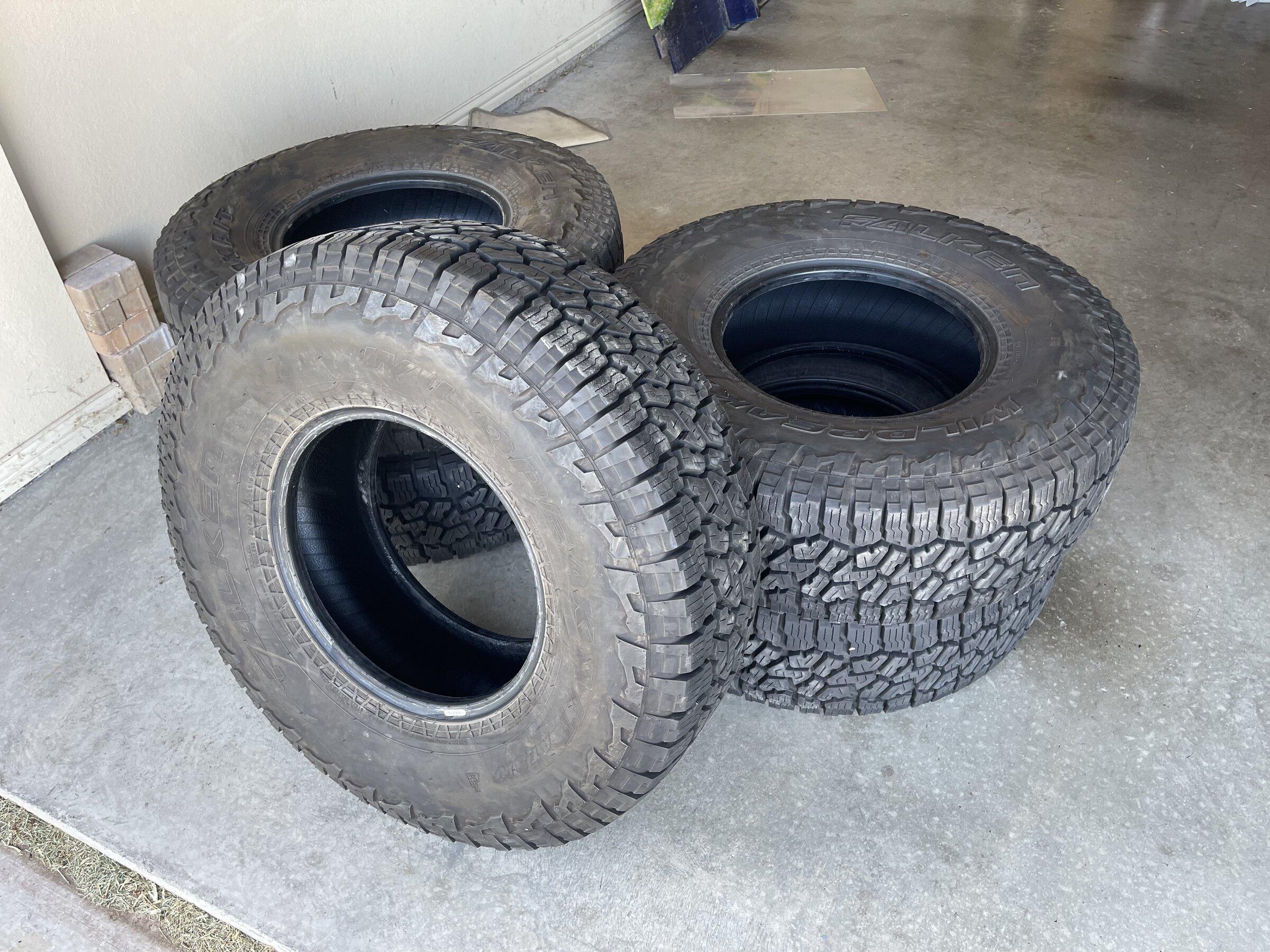 Jeep Gladiator 37x12.5R17 Falken Wildpeak A/T3W B0383DE1-3B6B-4521-A9C2-A594490D8546