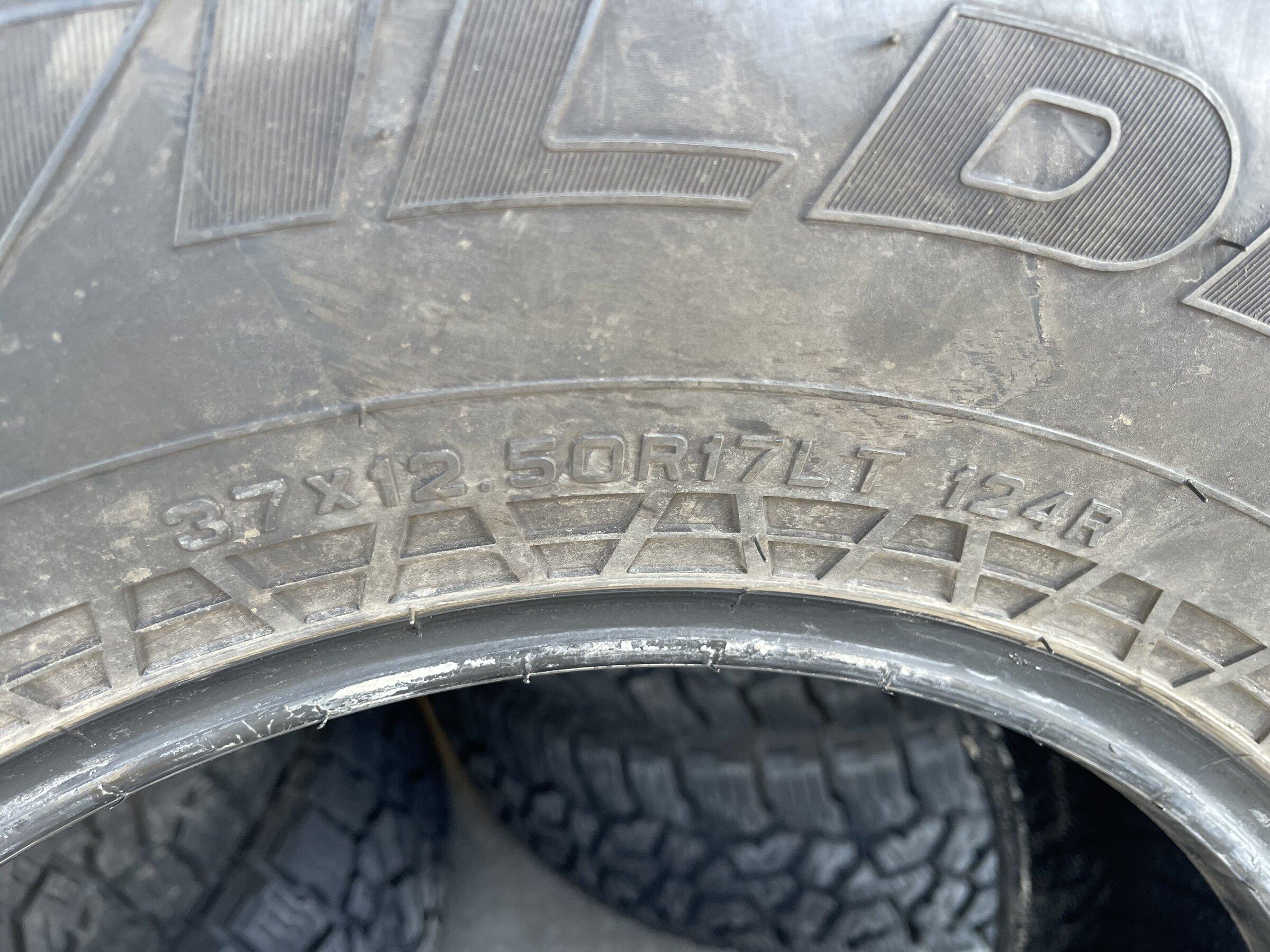 Jeep Gladiator 37x12.5R17 Falken Wildpeak A/T3W 7024B075-A061-410C-9D03-FB74B42BD285