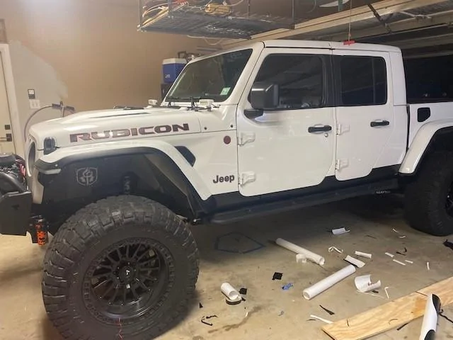 Jeep Gladiator Are body colored fender flares more expensive than black ones? wra