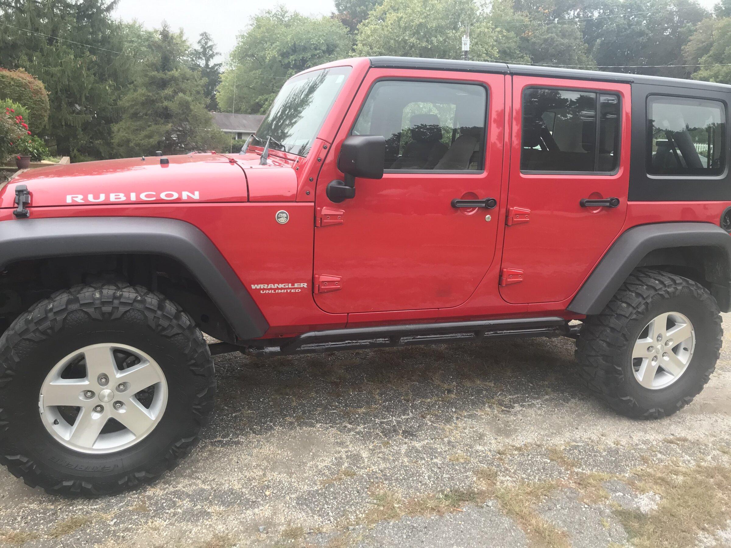 Jeep Gladiator Waiting game. Paint status? 596C6EDD-C739-44EE-B543-69E6B772EC9D