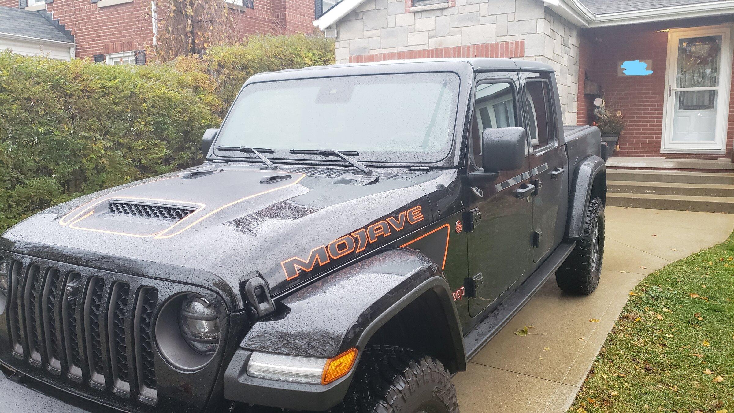 Jeep Gladiator Anyone have an all-black that they've added decals or trim to? jeep front edit