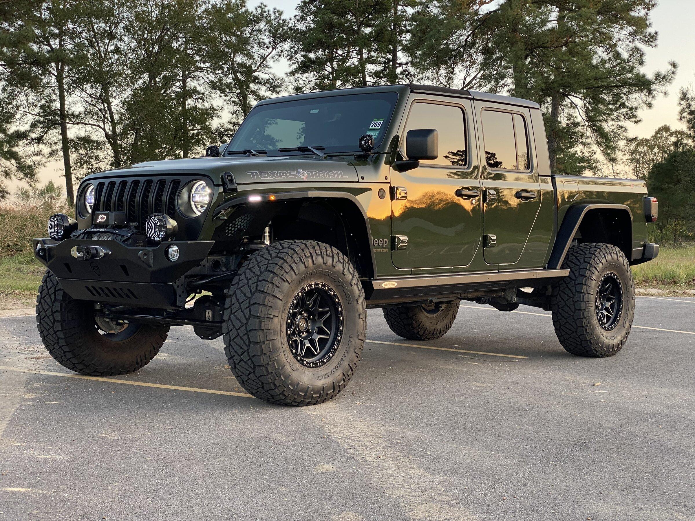 Jeep Gladiator SIDETRACKED - My Sarge Green Texas Trail Edition Build IMG_4009