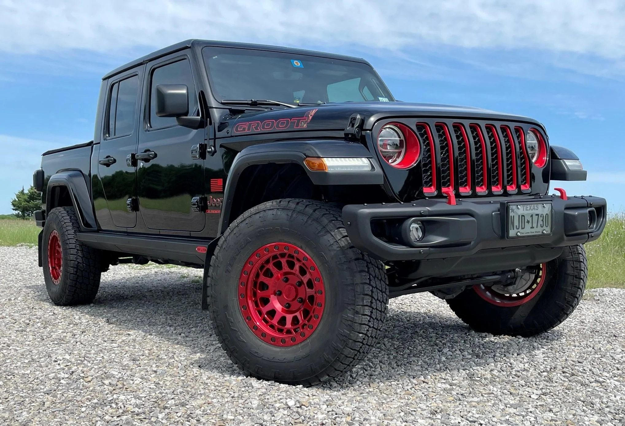 Jeep Gladiator ALL NEW WHEELS BLACK RHINO GROOT (1)