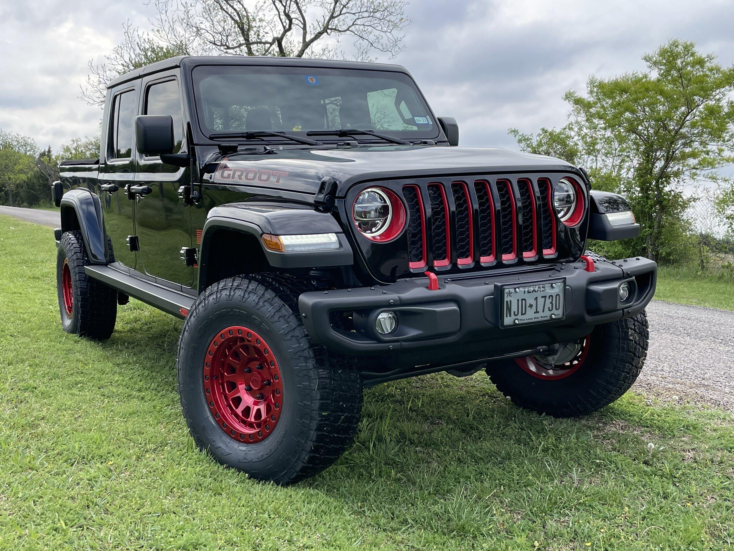 Jeep Gladiator ALL NEW WHEELS BLACK RHINO IMG_0216.JPG