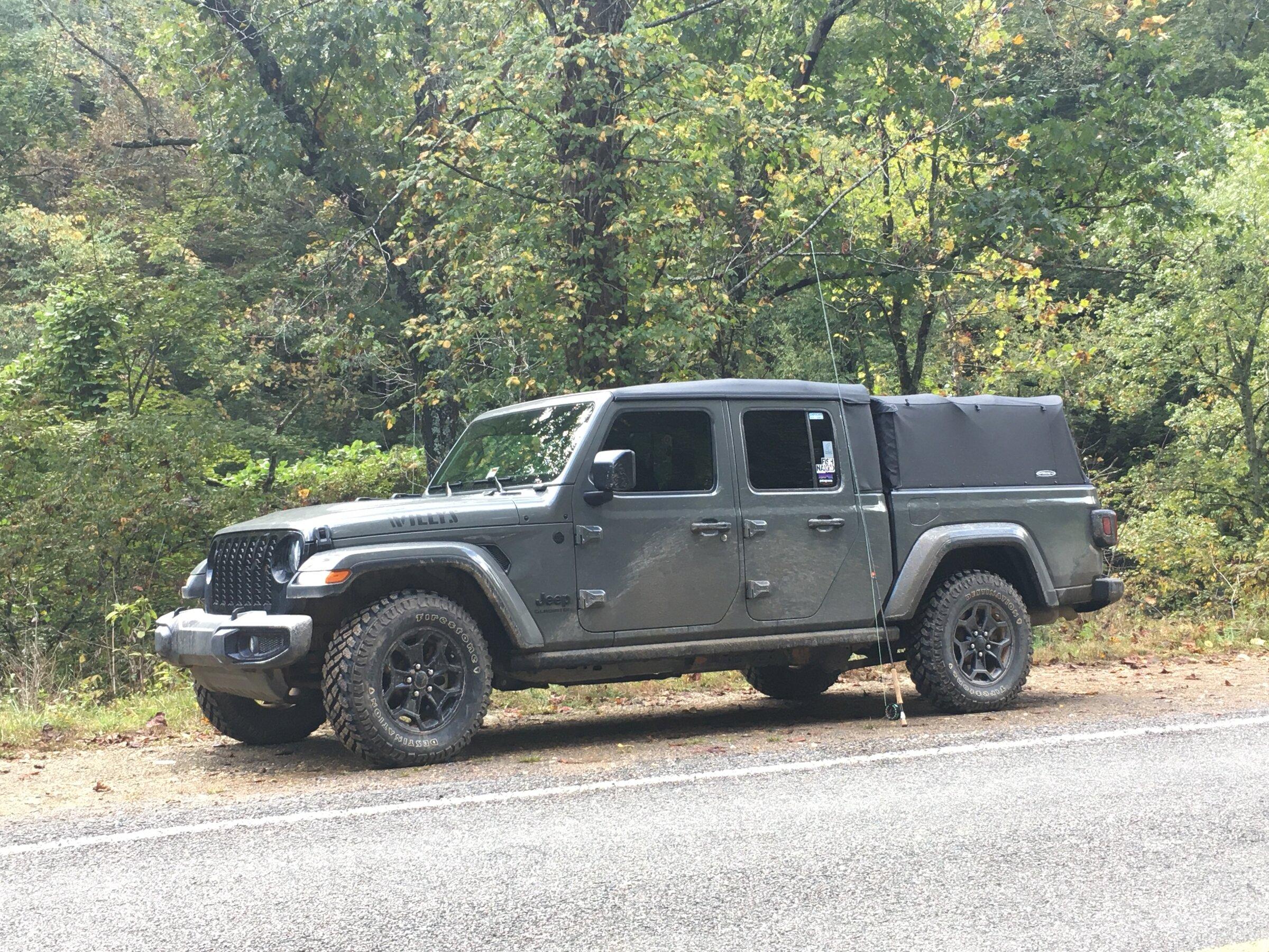 Jeep Gladiator Anybody regret buying a Softopper? 9A64CF31-AF15-4785-A2C8-9775E4DBAFCA