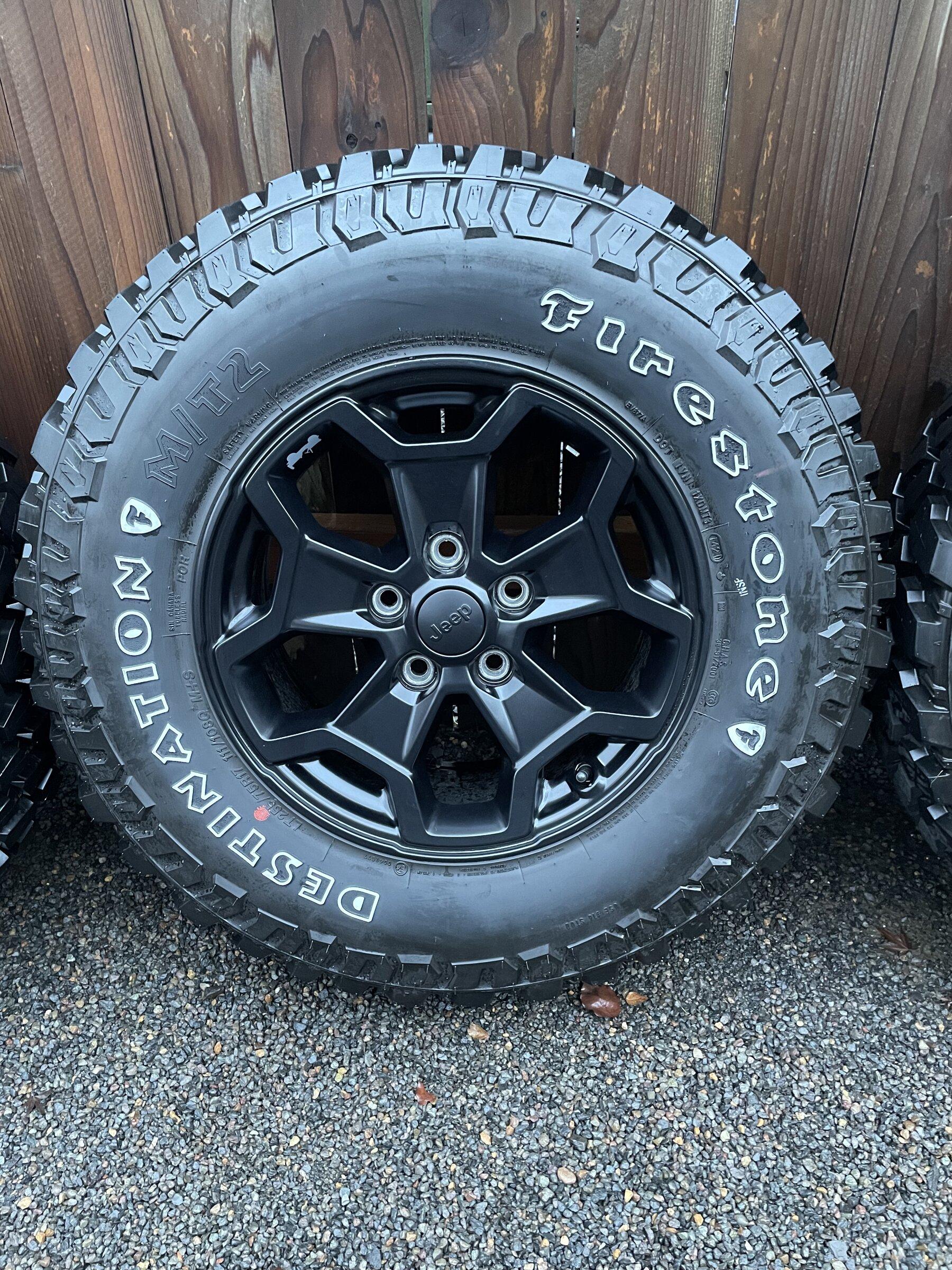 Jeep Gladiator Willys wheels and tires (near new) E8553AD2-DF44-4172-9350-A7C7BA0DA483