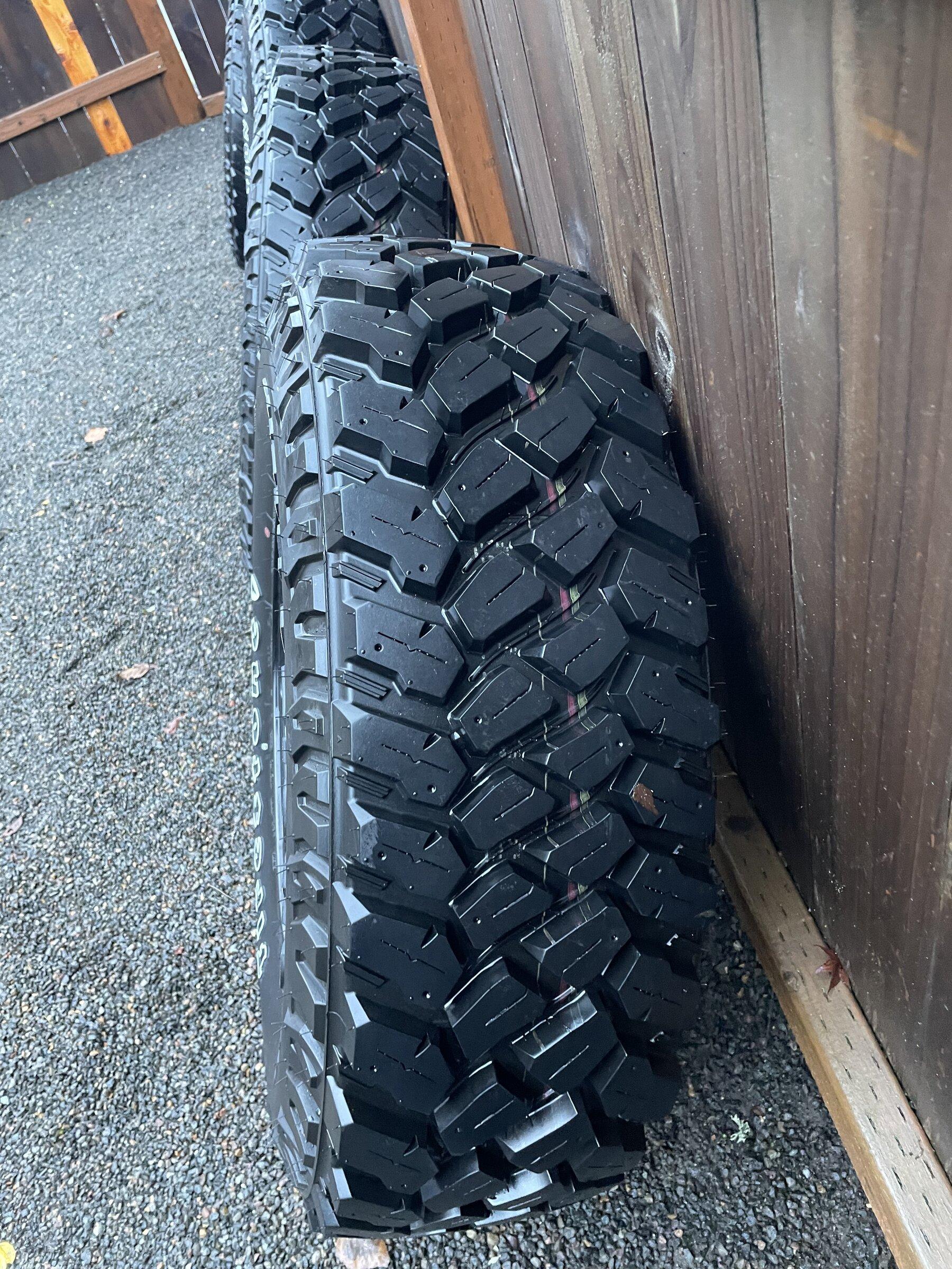 Jeep Gladiator Willys wheels and tires (near new) 52ACC013-1C87-4832-A114-1DB2533B2C1F