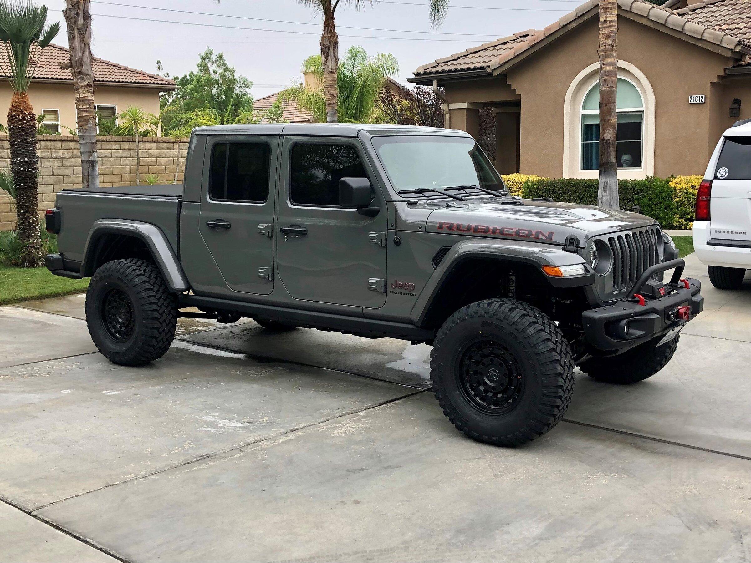 Jeep Gladiator Lets see all those Gladiators with lifts and bigger tires! 1