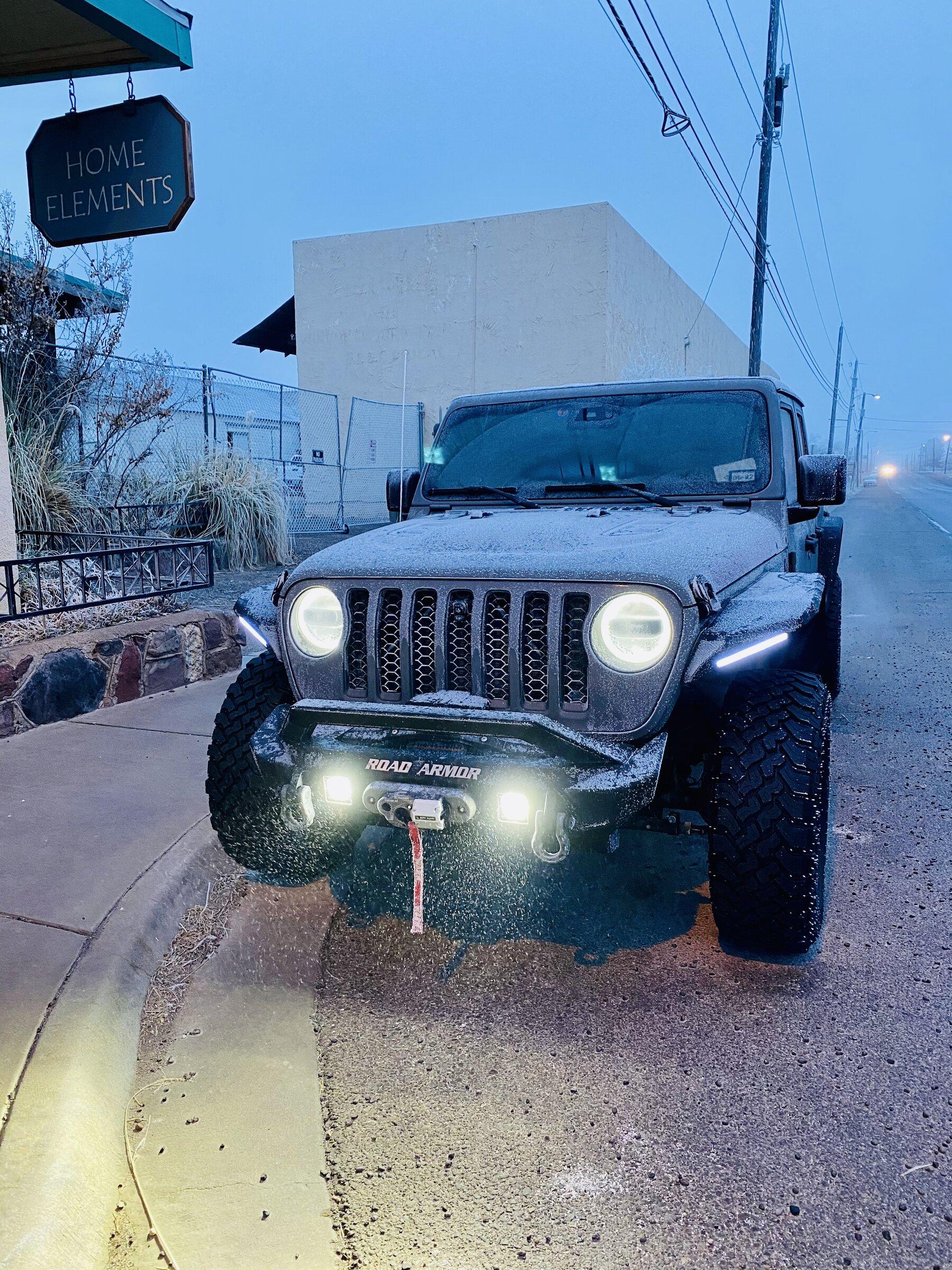 Jeep Gladiator Let's see those winter wheeling shots! ? 5F271AF5-E76D-49A9-993E-CE99B3A05436