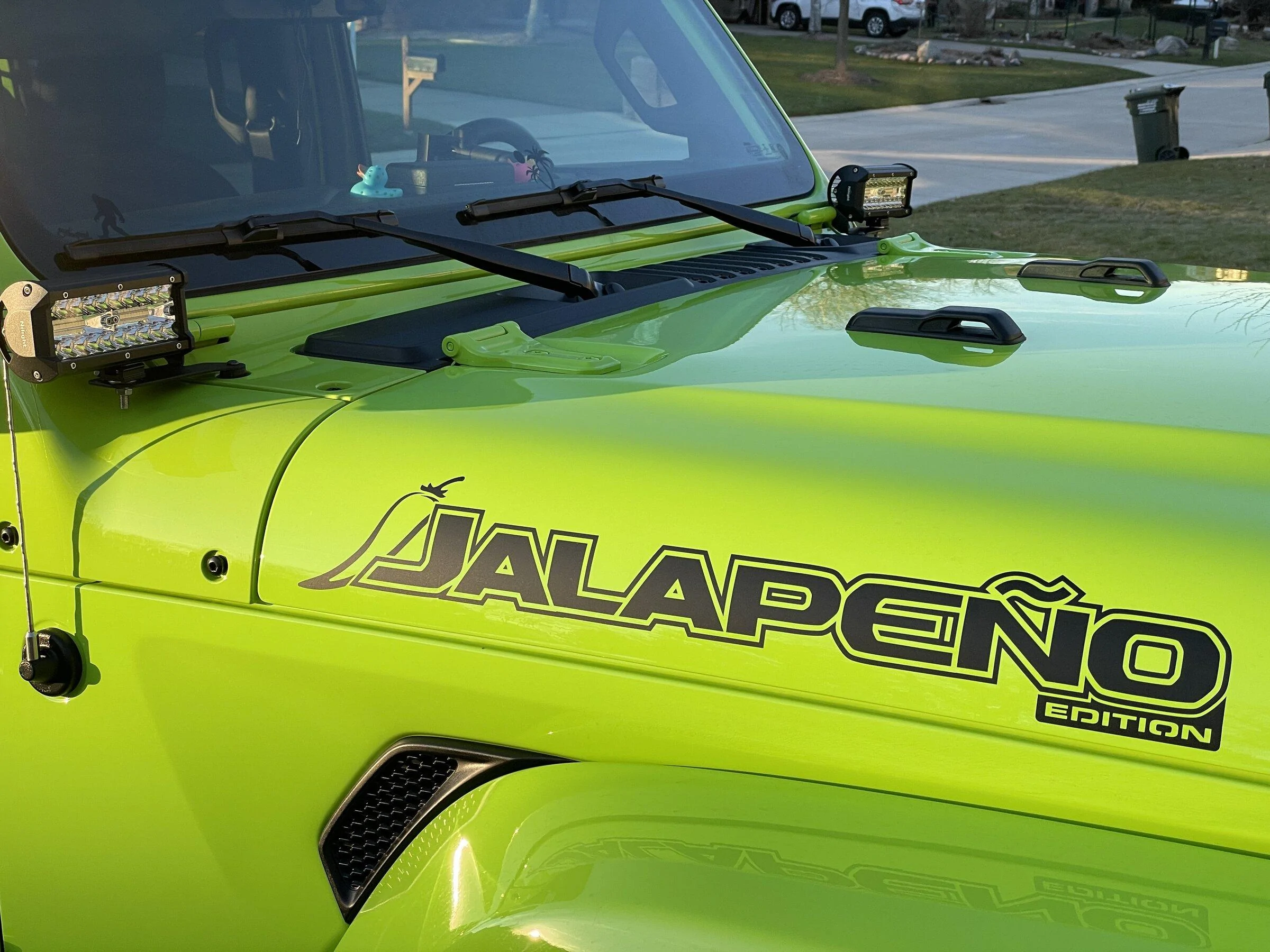 Jeep Gladiator Stickers and decal pics! E1A0EC8A-BA15-4C43-B103-AFDABA53B9AE