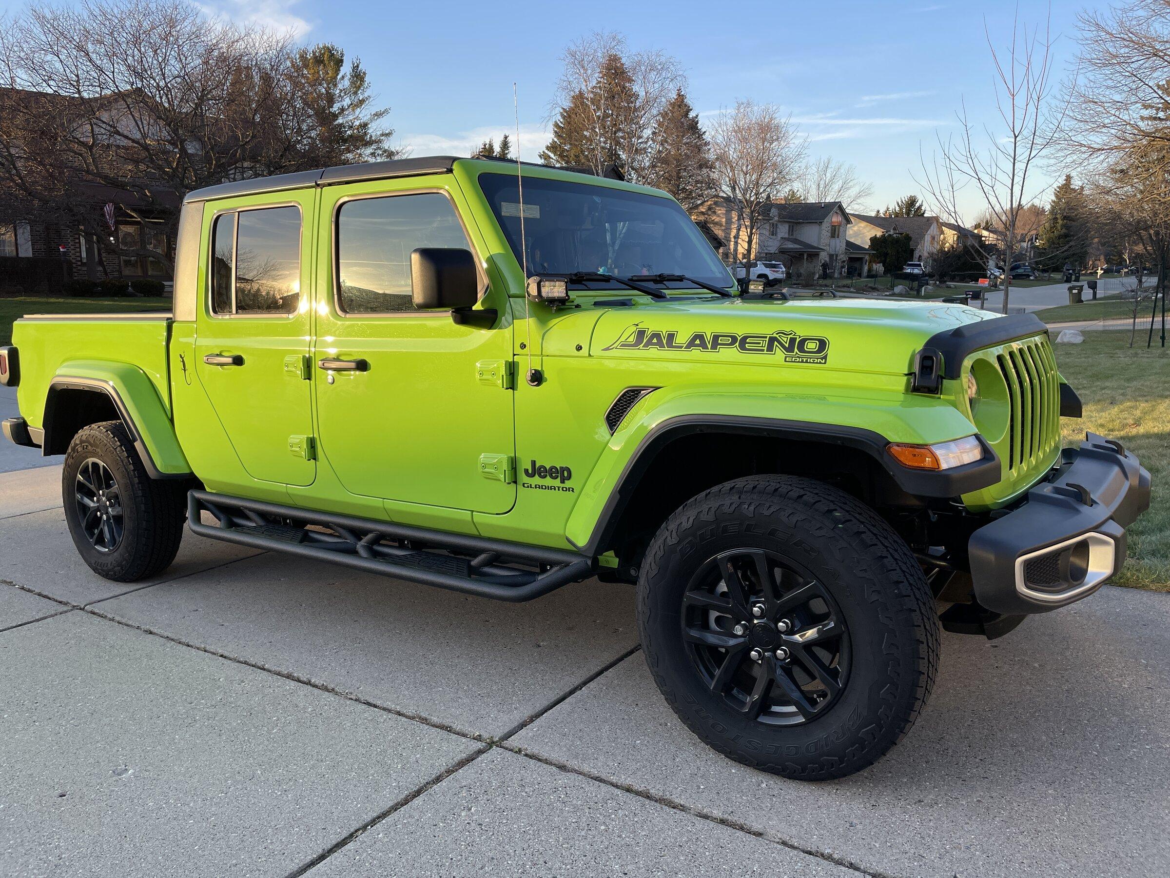 Jeep Gladiator Stickers and decal pics! 422EBC3D-BC04-4F91-A90A-BE05EF12AAE7