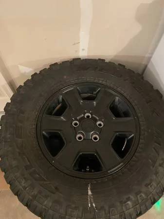 Jeep Gladiator Mojave Take off Wheels and Tire + Spare - $800 00R0R_76jKpCmBYvUz_0t20CI_600x450