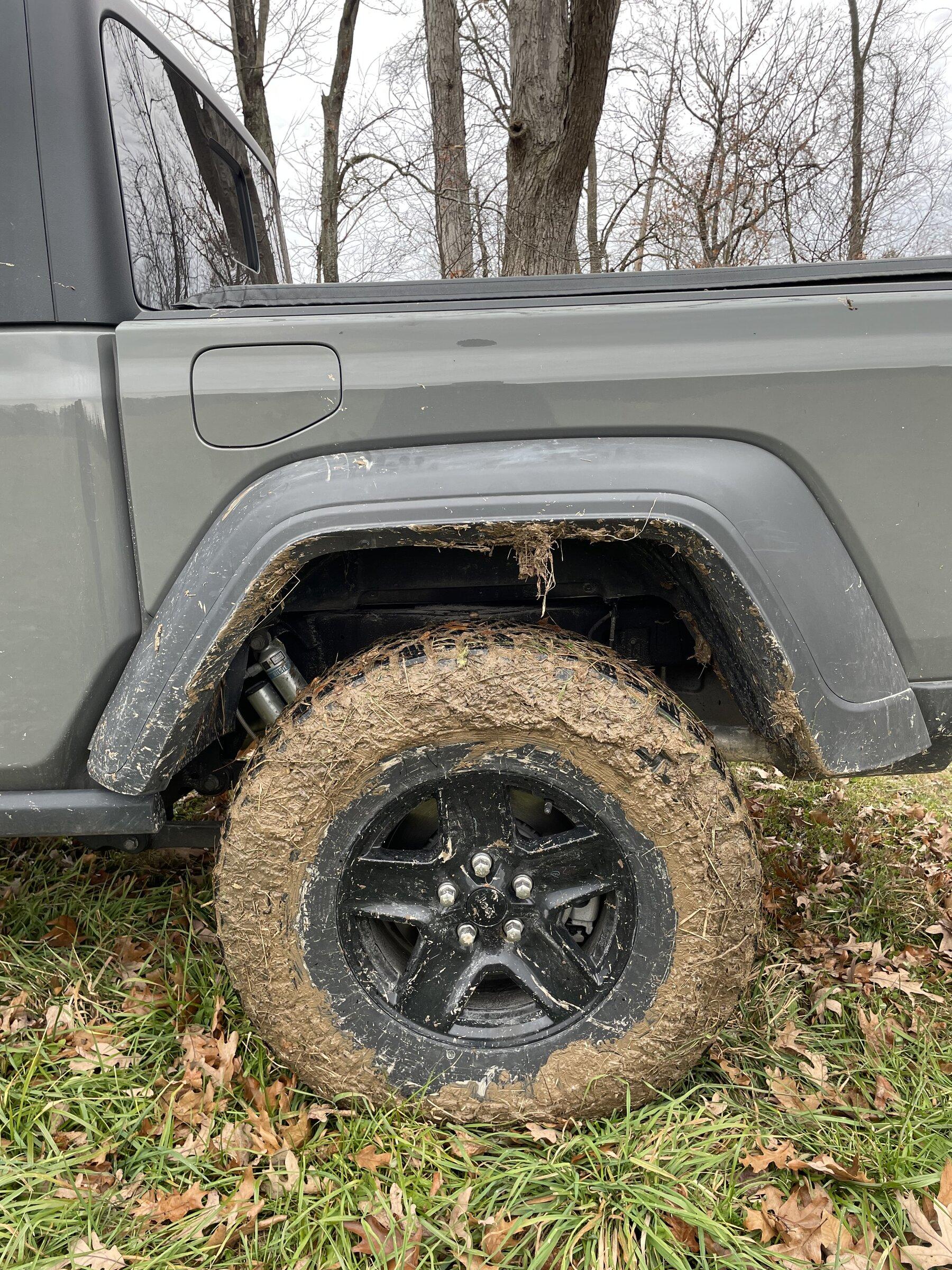 Jeep Gladiator Anyone install Clayton 1.5” leveling kit? C4ED664E-C553-42E5-9F93-6F931A49A696