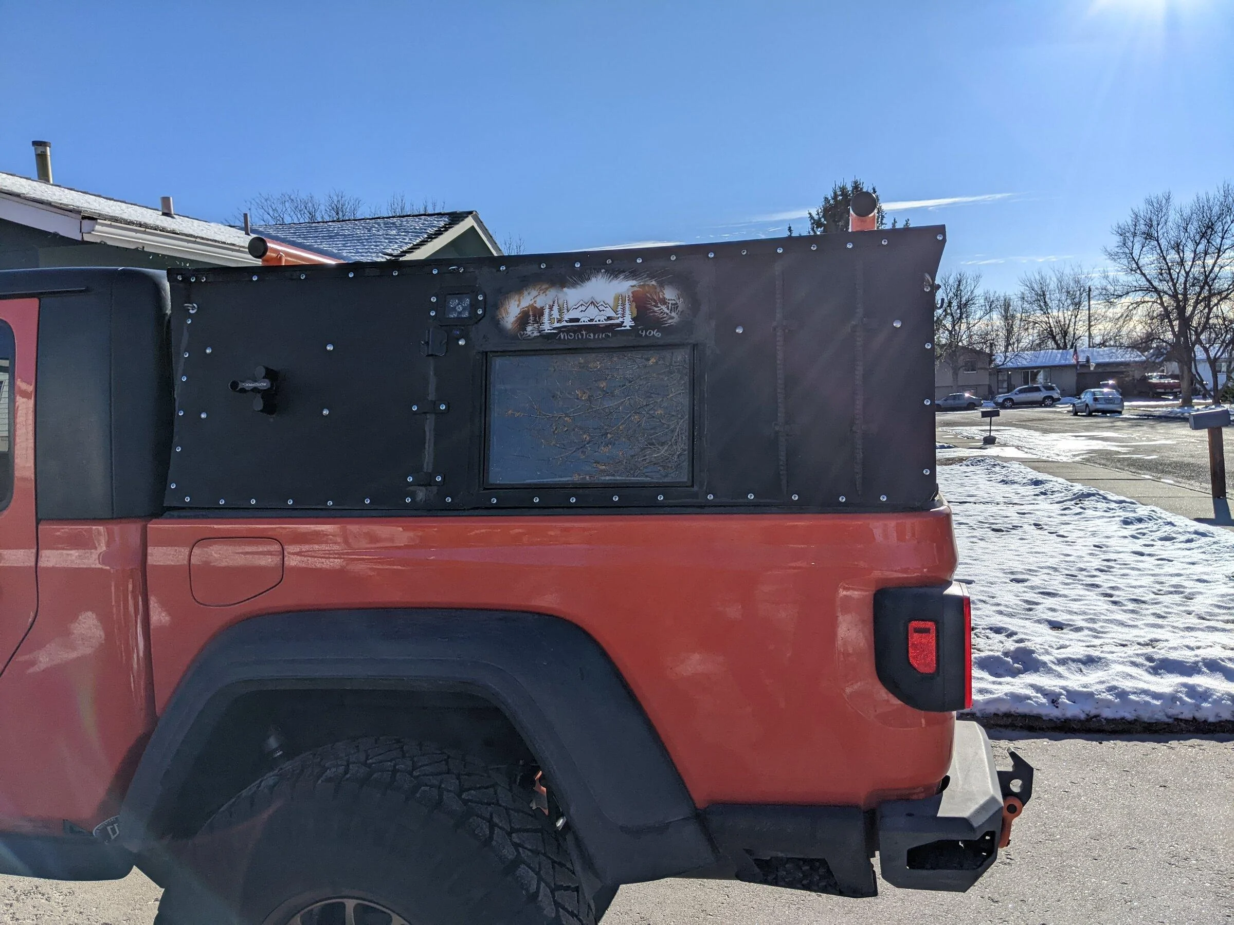 Jeep Gladiator Operation  "Cheap topper": Warning... this is in process... PXL_20211212_202705529