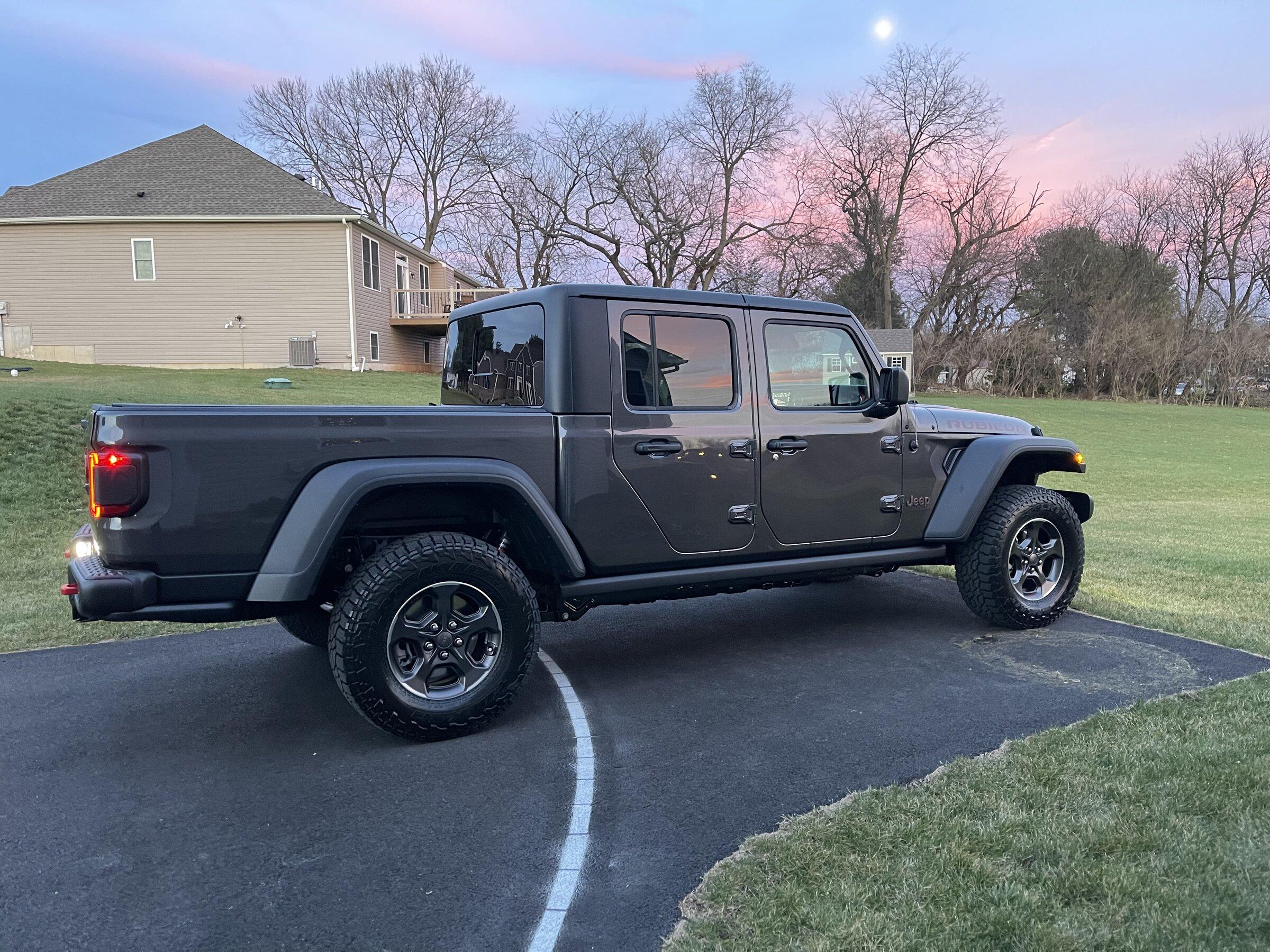 Jeep Gladiator MY22 Only - Anyone moved to D1? 0A307F5C-CC36-48C1-BB16-D50951334FAB