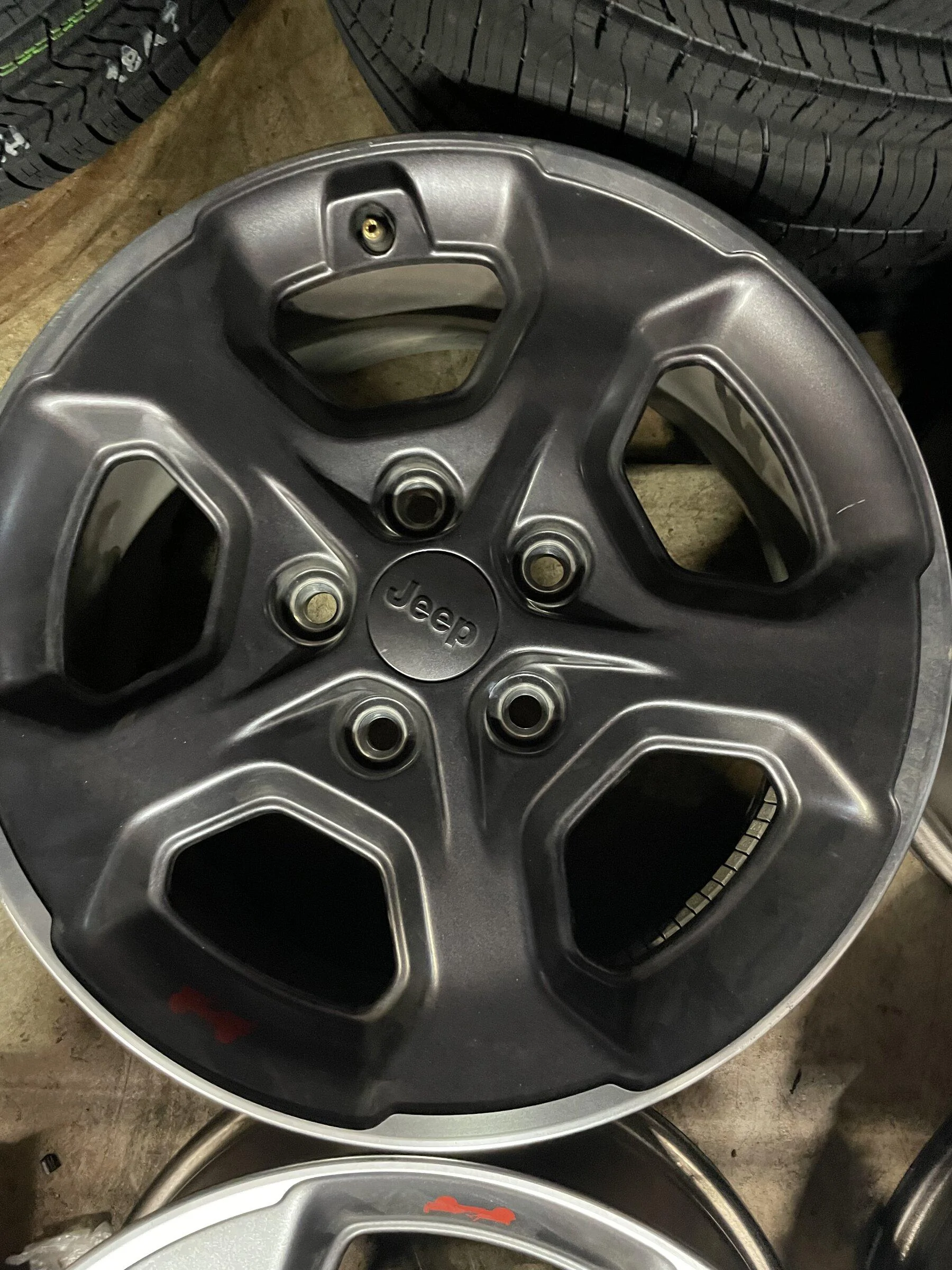 Jeep Gladiator Individual rubi wheels DE12FE93-1EF5-46FC-A221-28EA5238239C
