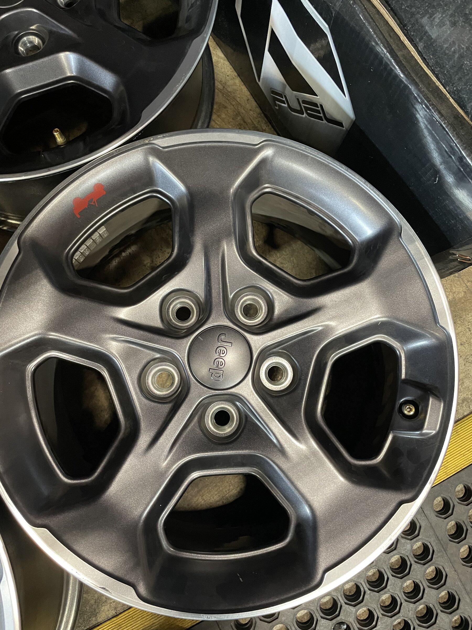 Jeep Gladiator Individual rubi wheels 45E51695-35DD-4B7A-8C12-175A51552CE5