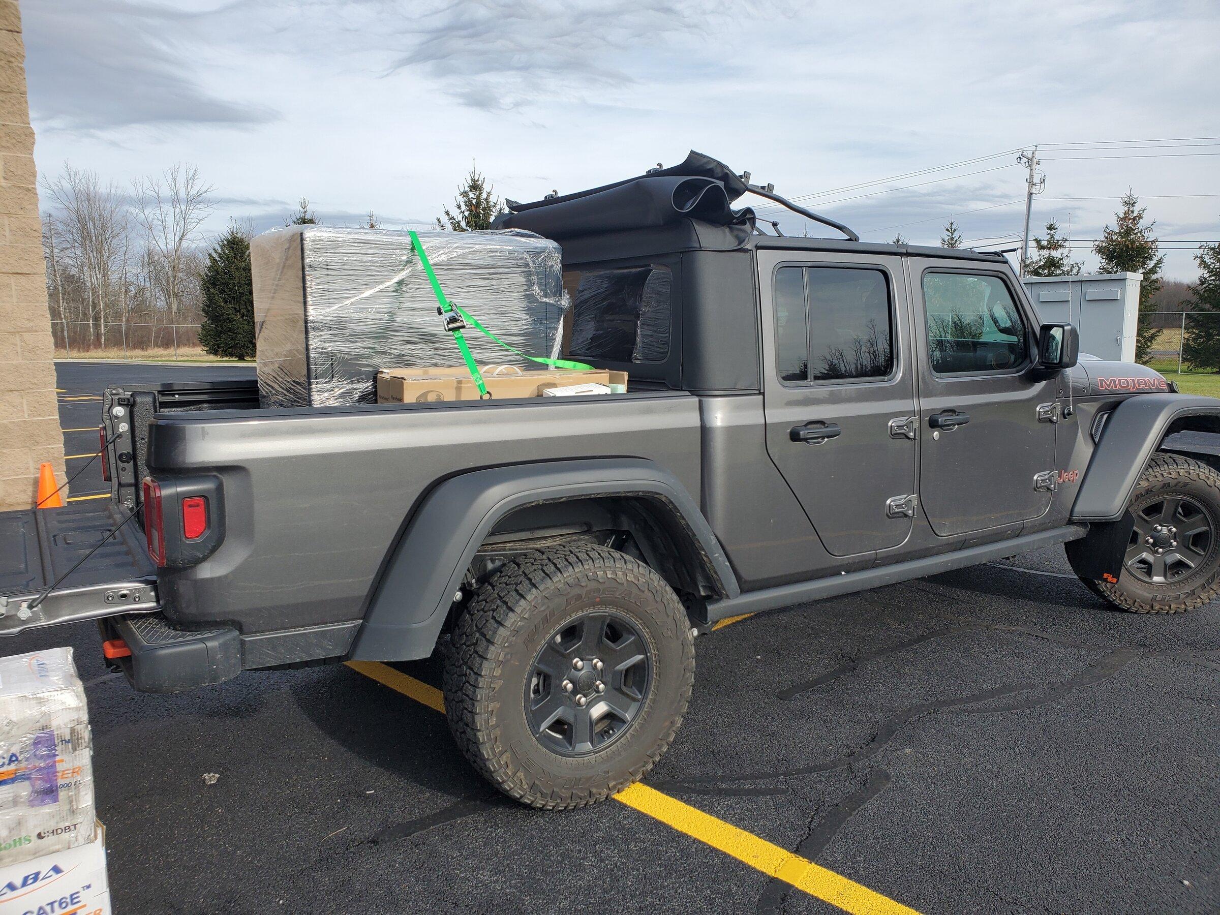 Jeep Gladiator What did you HAUL in your JT today? 20211216_120347