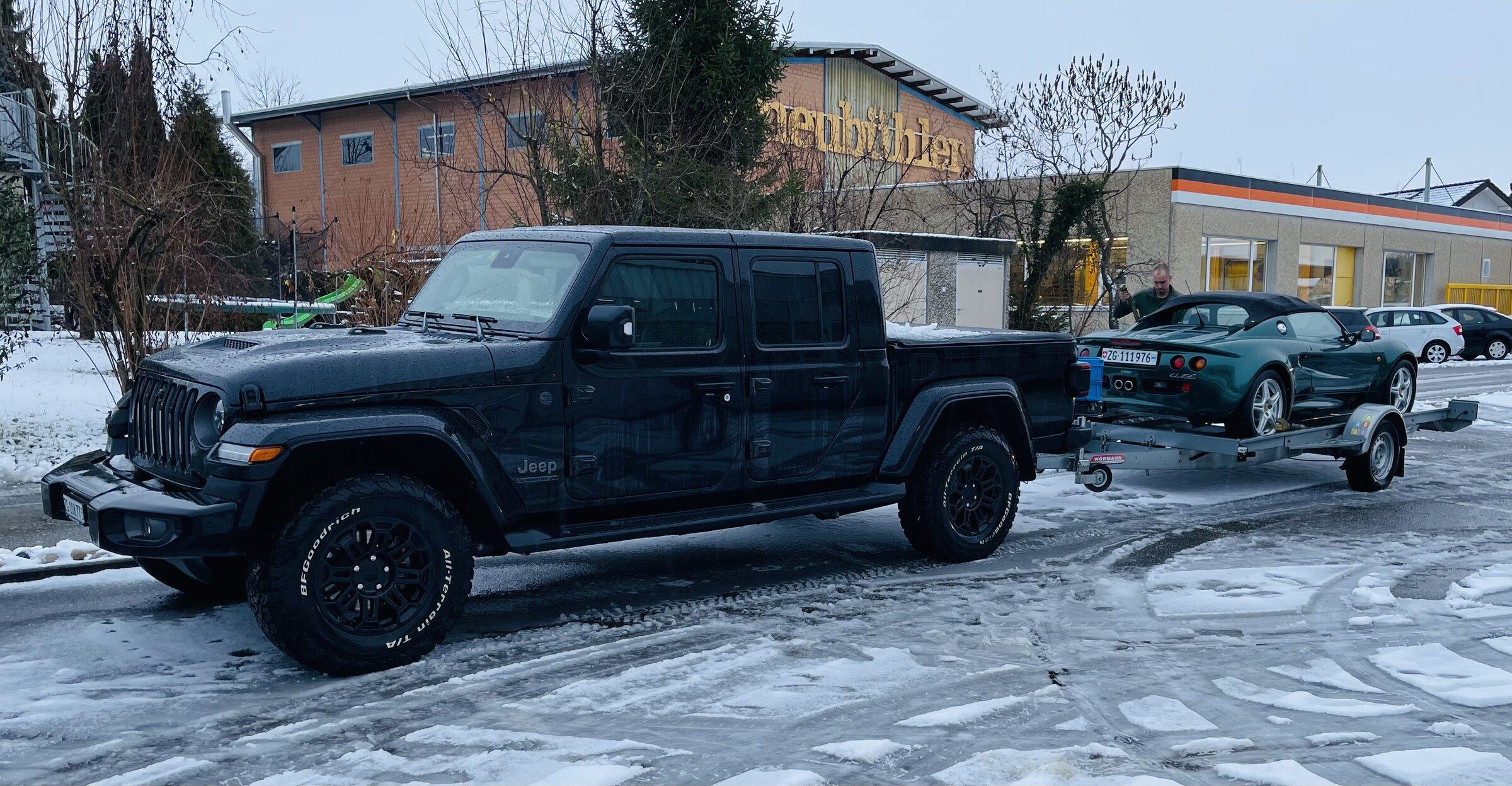 Jeep Gladiator What did you do WITH your Gladiator today? 2A46C98F-1FBD-43D1-800A-7912609189C9