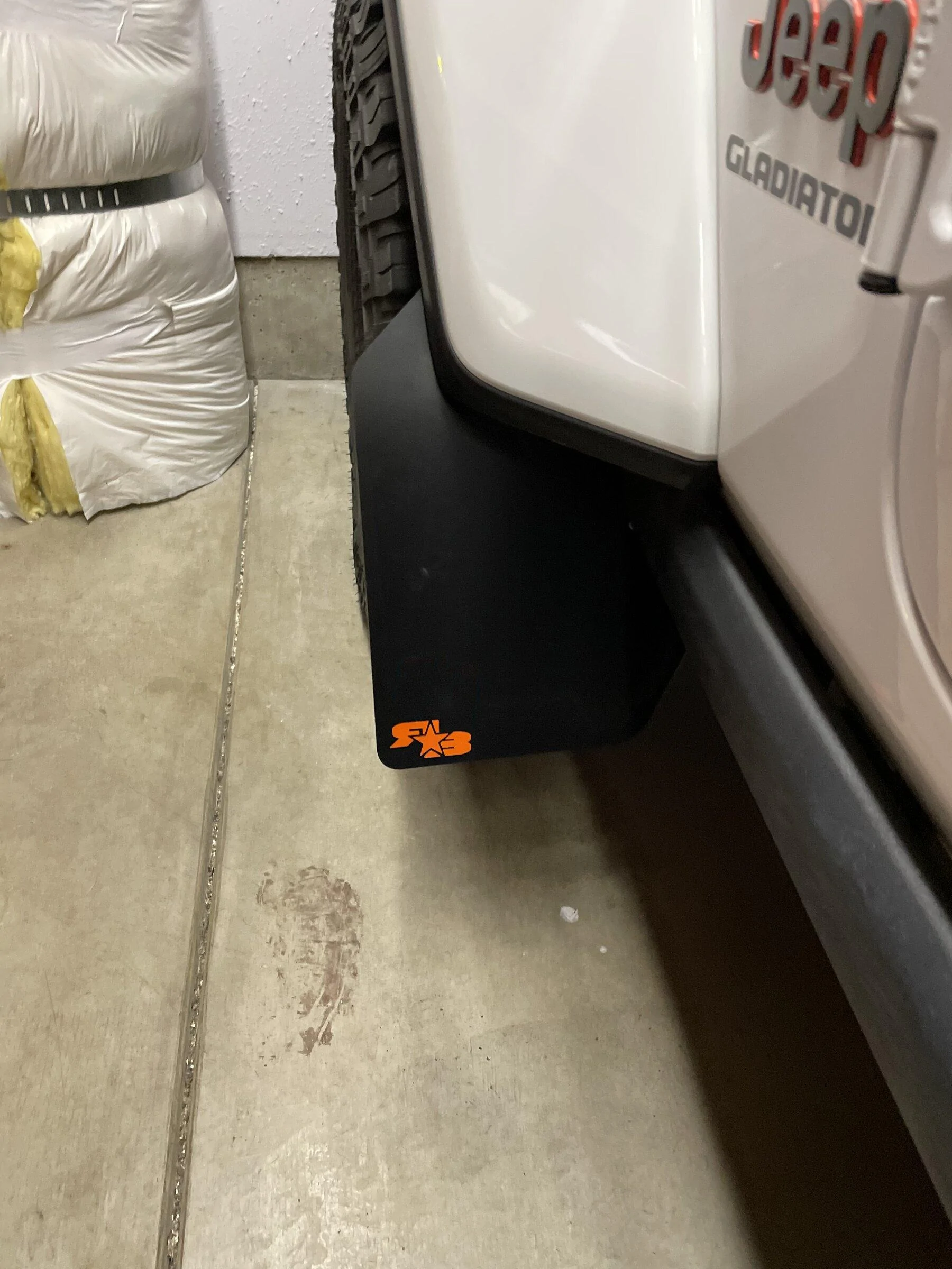 Jeep Gladiator Mojave Splash Guards ??? 696A29DA-38C0-4042-AE2D-ADC980E2417D