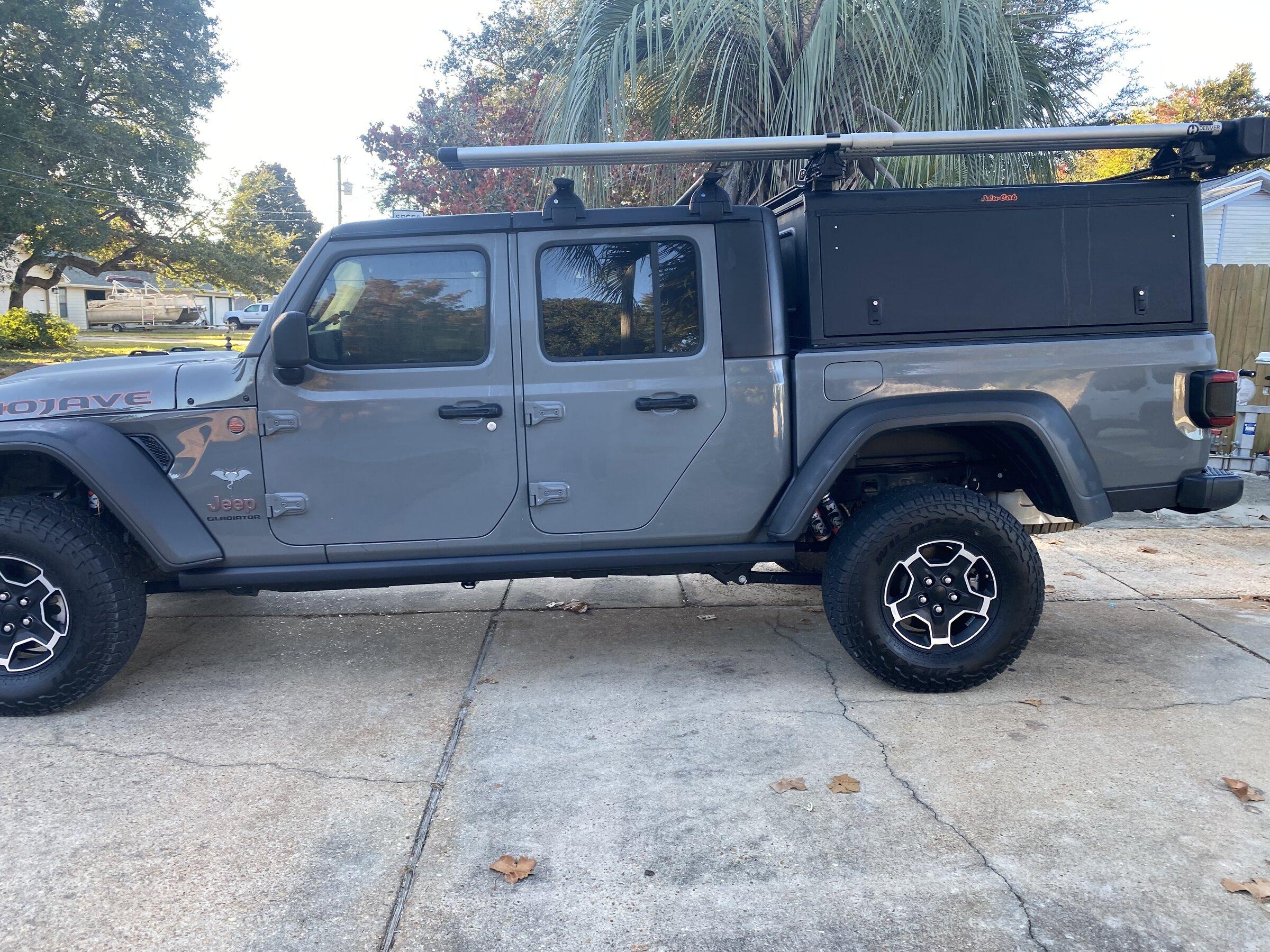 Jeep Gladiator Alu-Cab Canopy Camper Roll Call IMG_5839