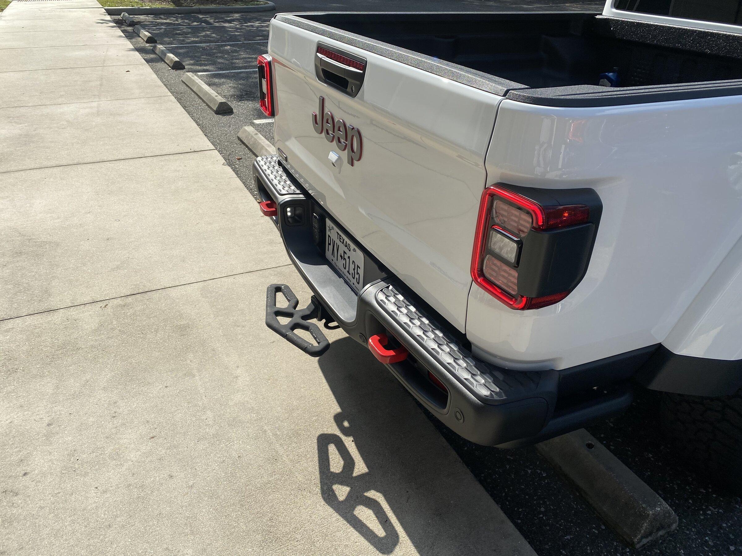 Jeep Gladiator The initial mod bug 3D05C75F-CAD9-47E3-81A8-A11D91BF1D59