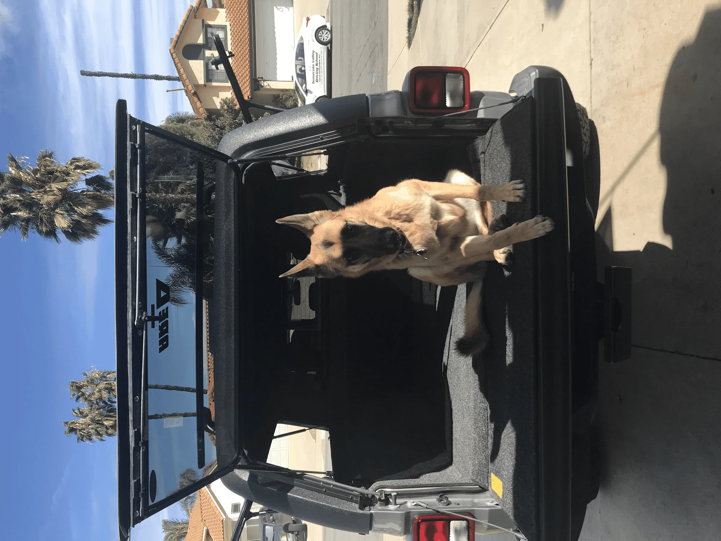 Jeep Gladiator A R E Camper shell build quality is a joke tempImagexDCBha