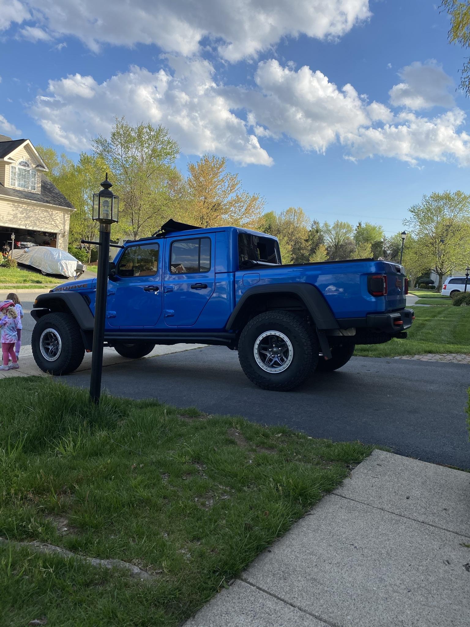 Jeep Gladiator Let's see those Mojave's and Mods 0E6FB96C-FB7E-4C6A-816B-3ECE0CF88F02