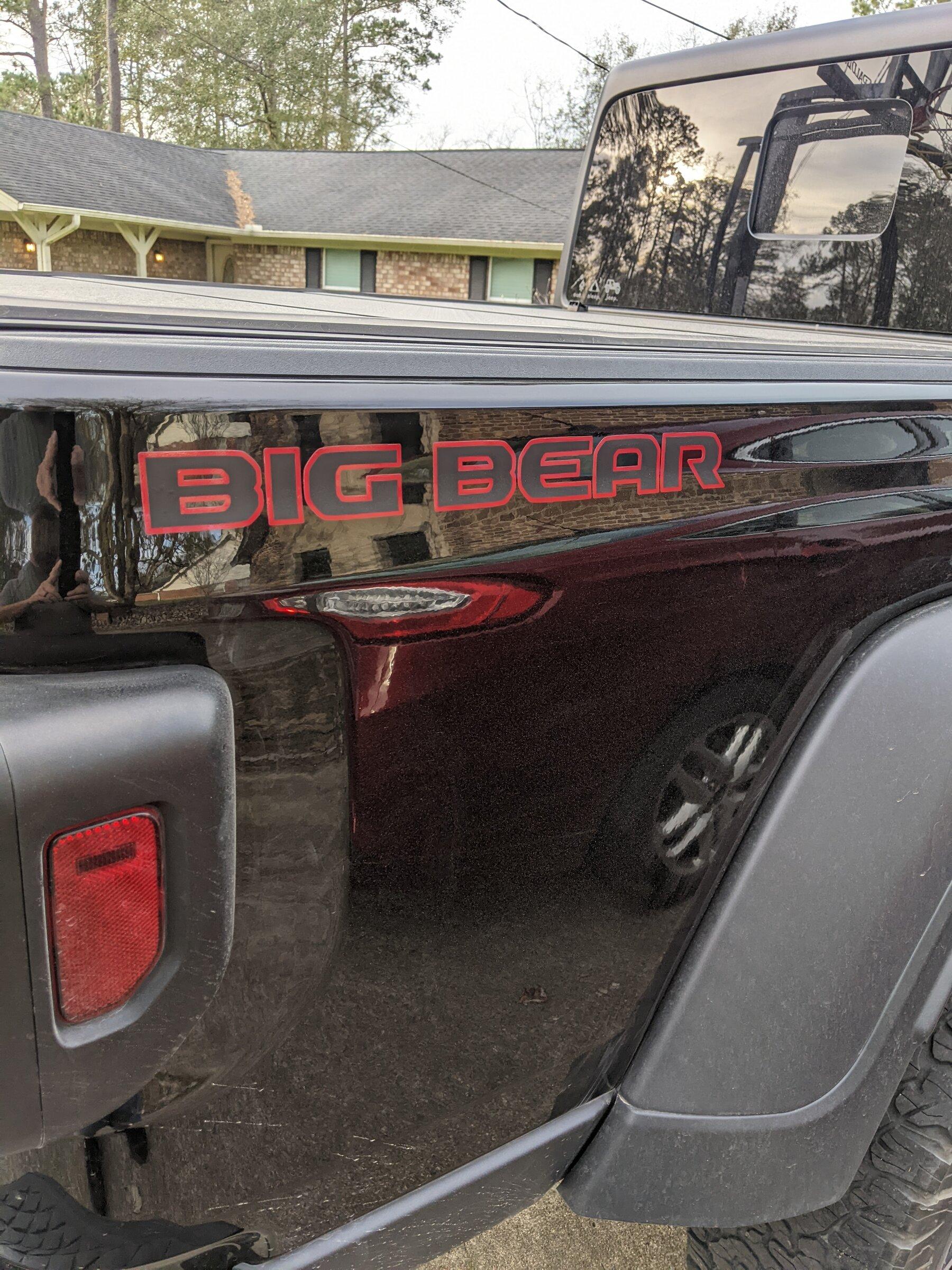 Jeep Gladiator Anyone have an all-black that they've added decals or trim to? PXL_20211217_220349029