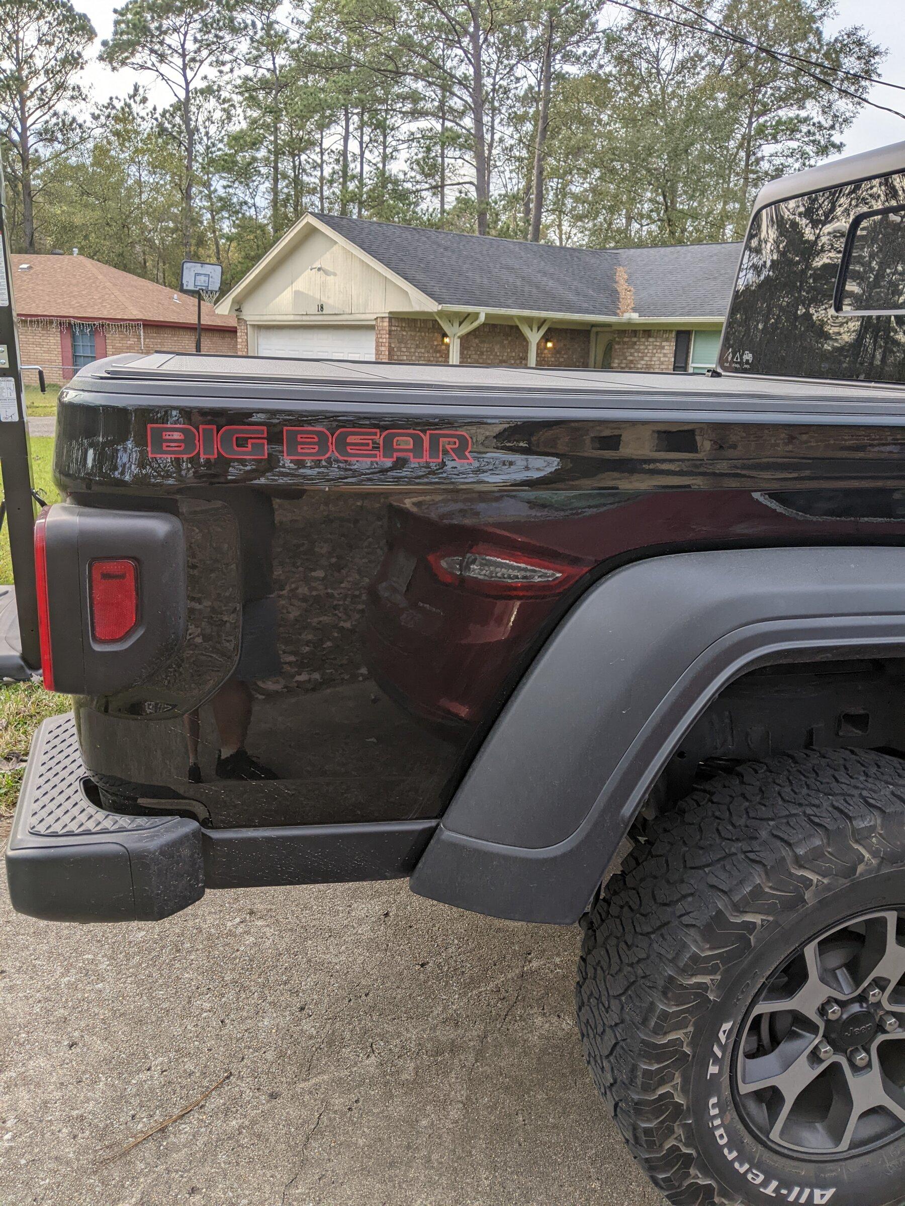 Jeep Gladiator Anyone have an all-black that they've added decals or trim to? PXL_20211217_220345343