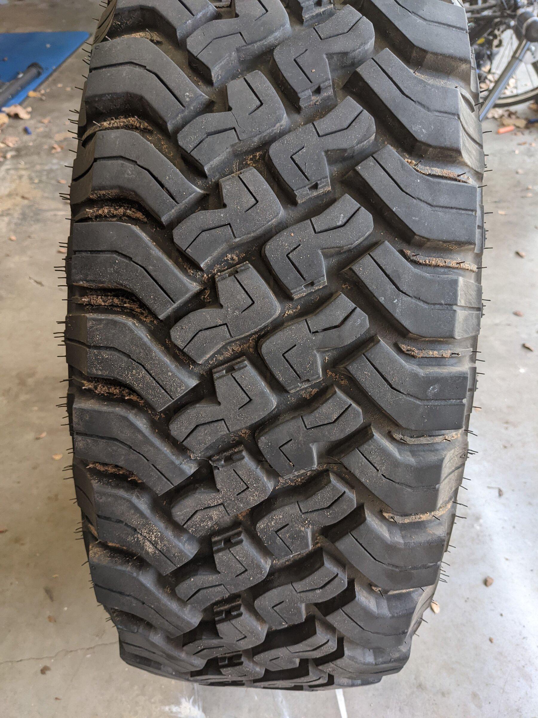 Jeep Gladiator Rubicon Wheels and Tires rubicon_takeoff_front