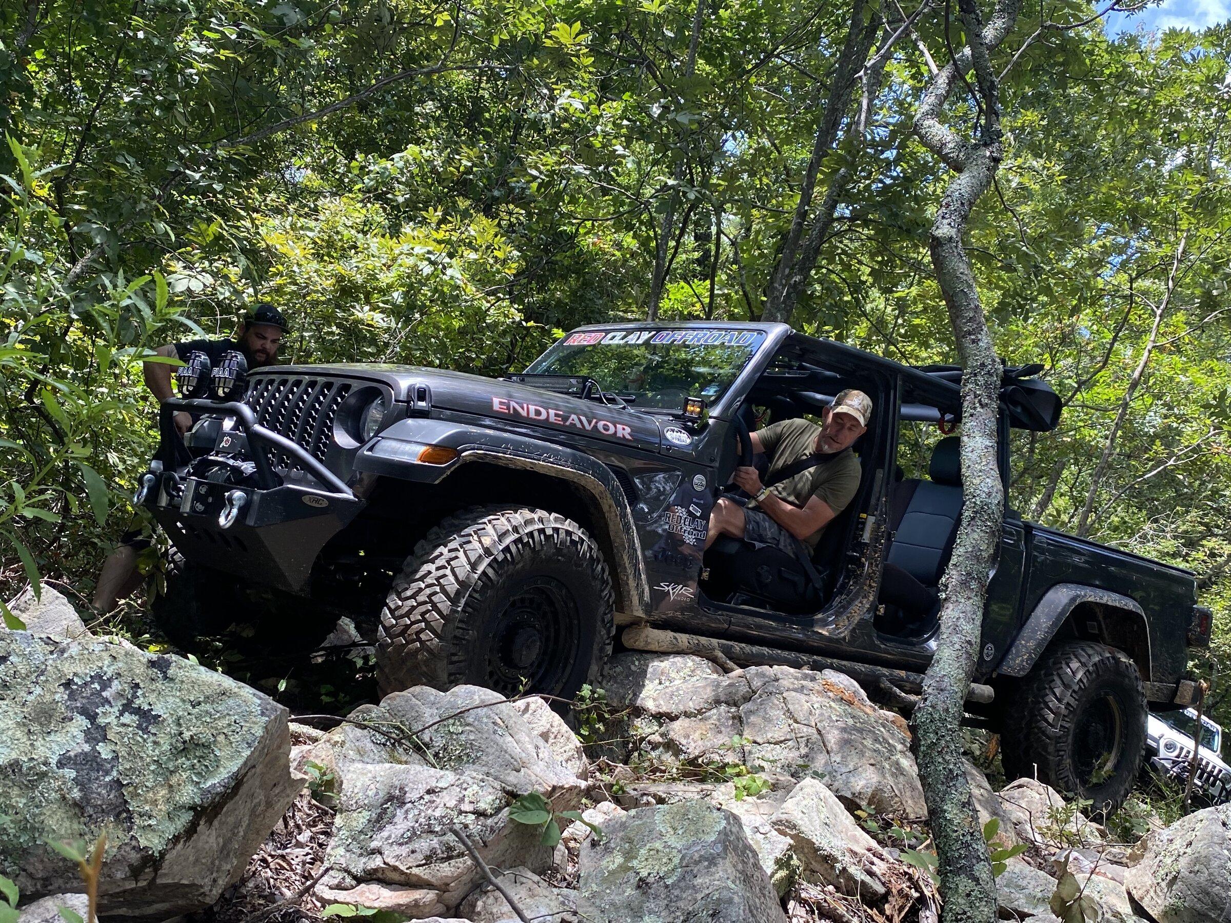 Jeep Gladiator Ready for a lift 6529D720-FFC2-44D2-9999-CC70E2A87775